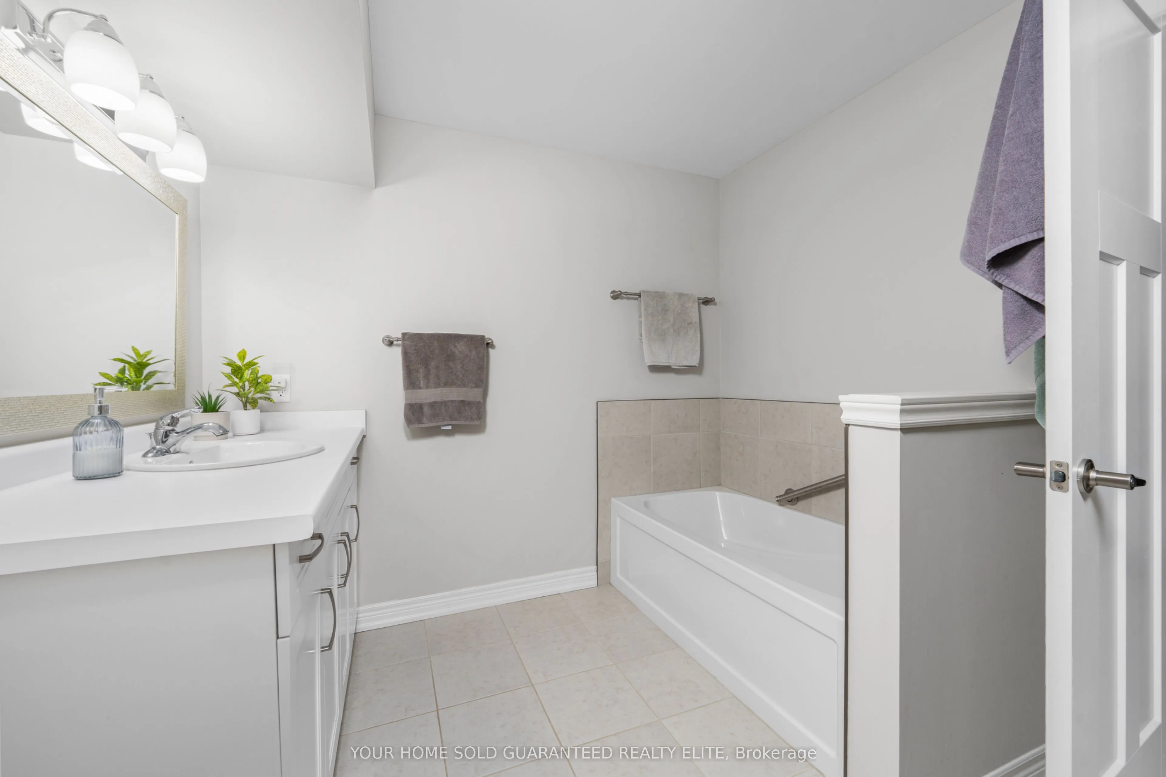 53 Anastasia Boulevard