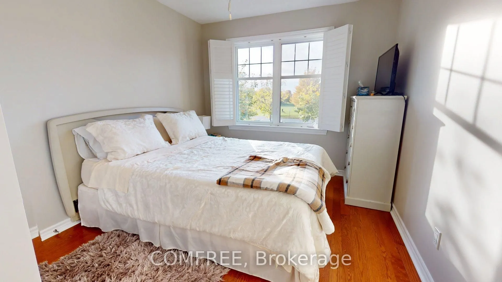 29D Cresthaven Drive