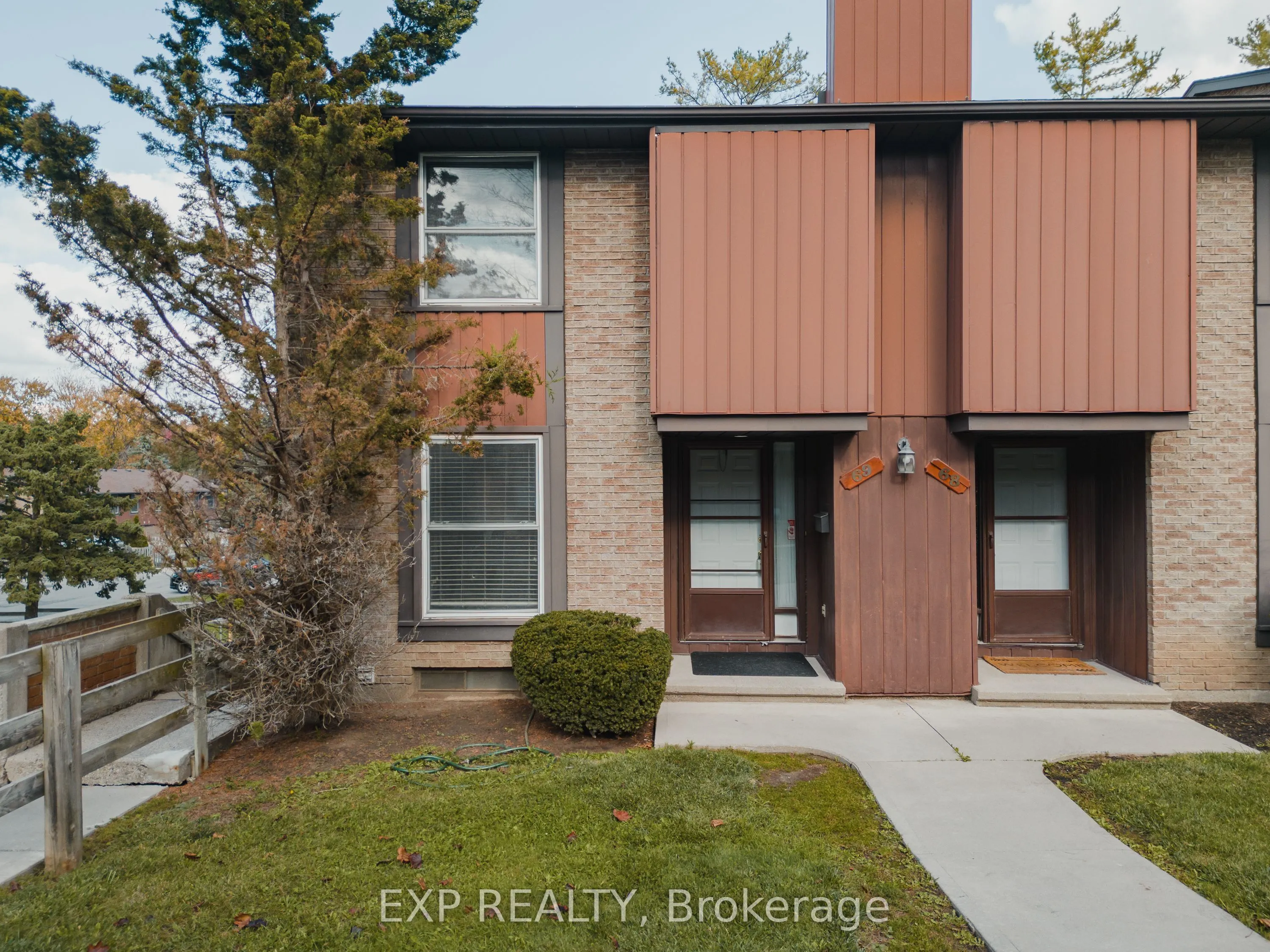 539 Willow Road, #69