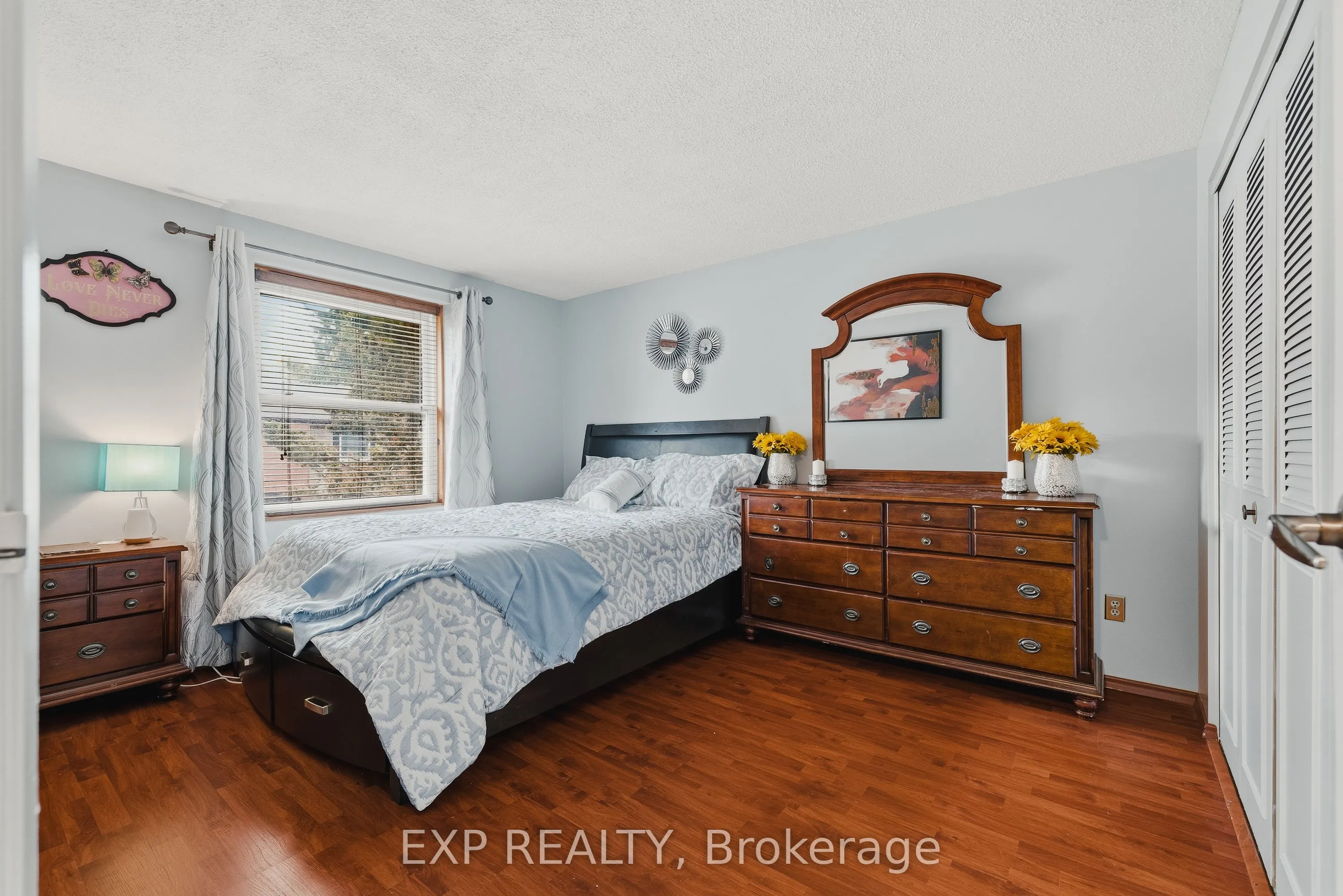 539 Willow Road, #69