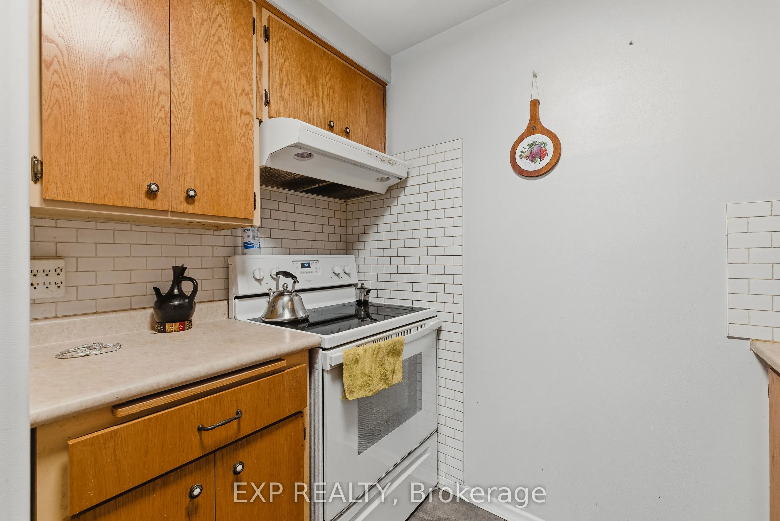 539 Willow Road, #69