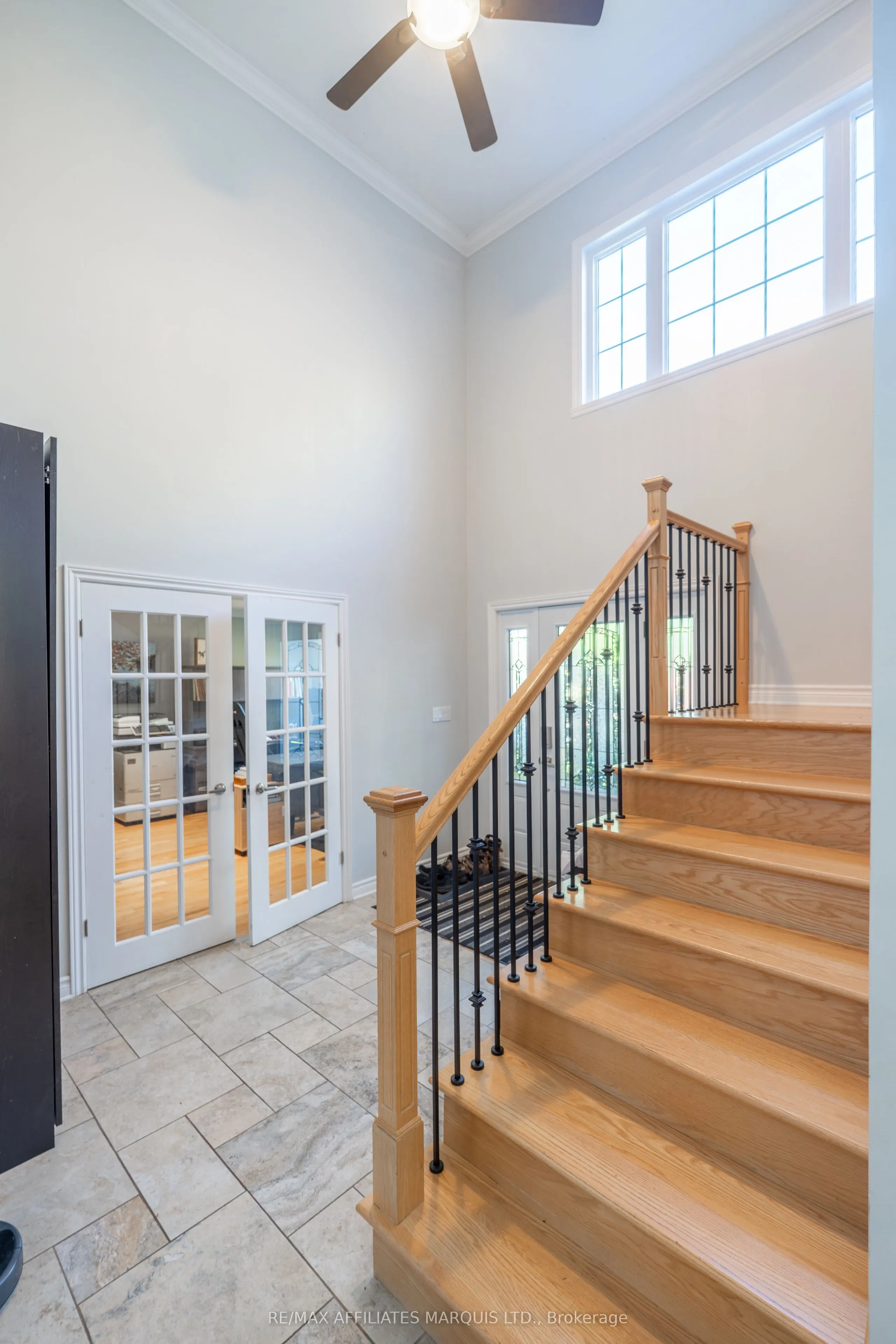 865 Chelsea Crescent