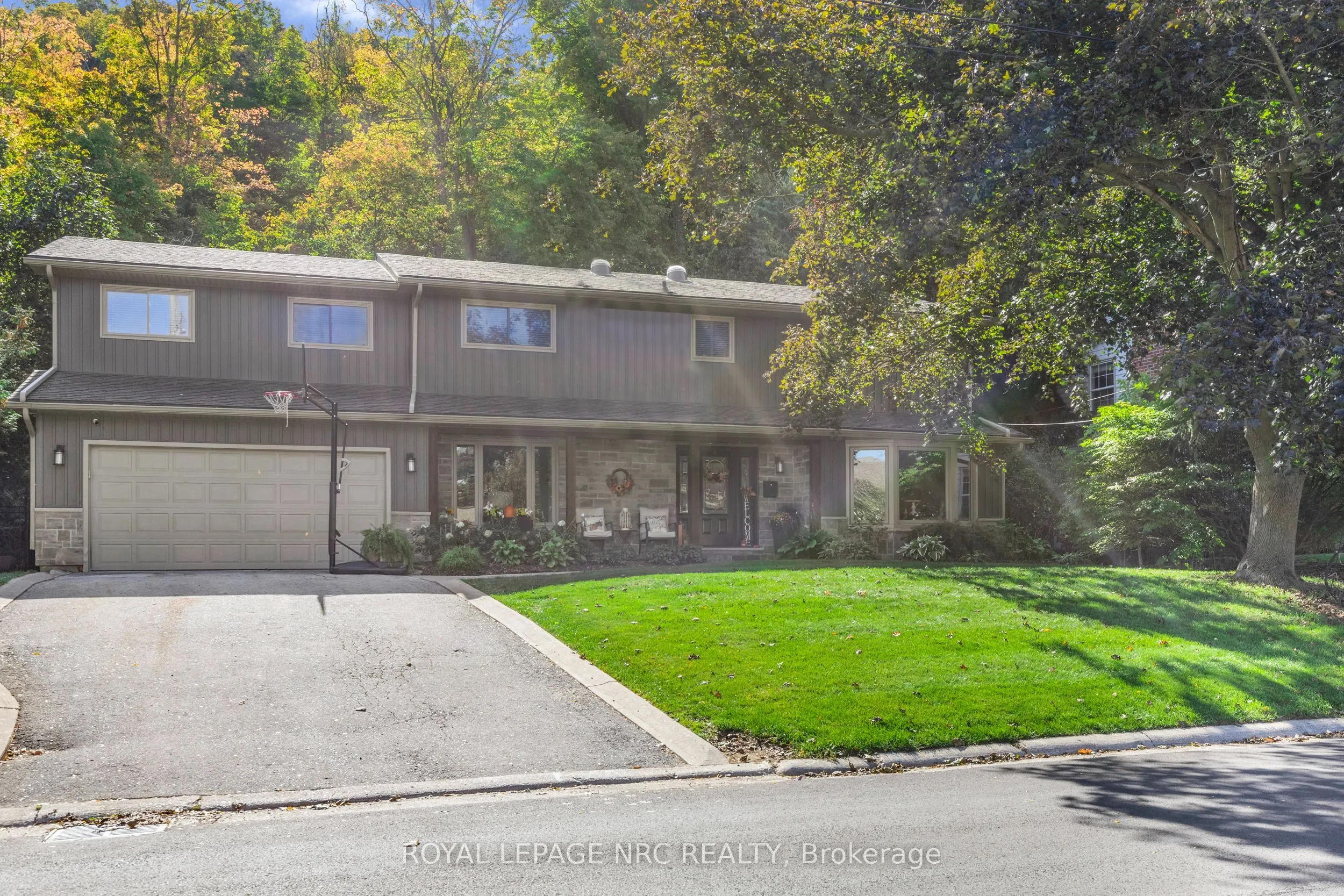 94 Dorchester Drive