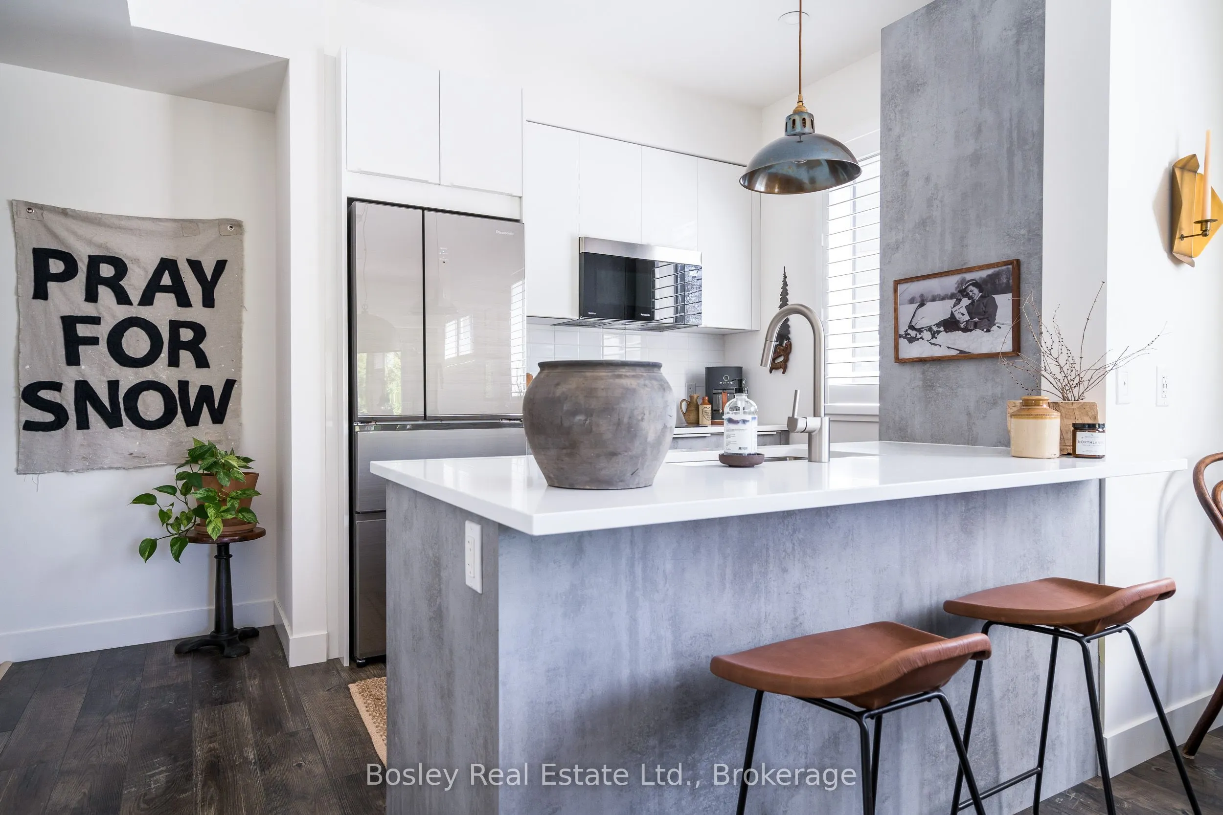 18 BECKWITH Lane, #101