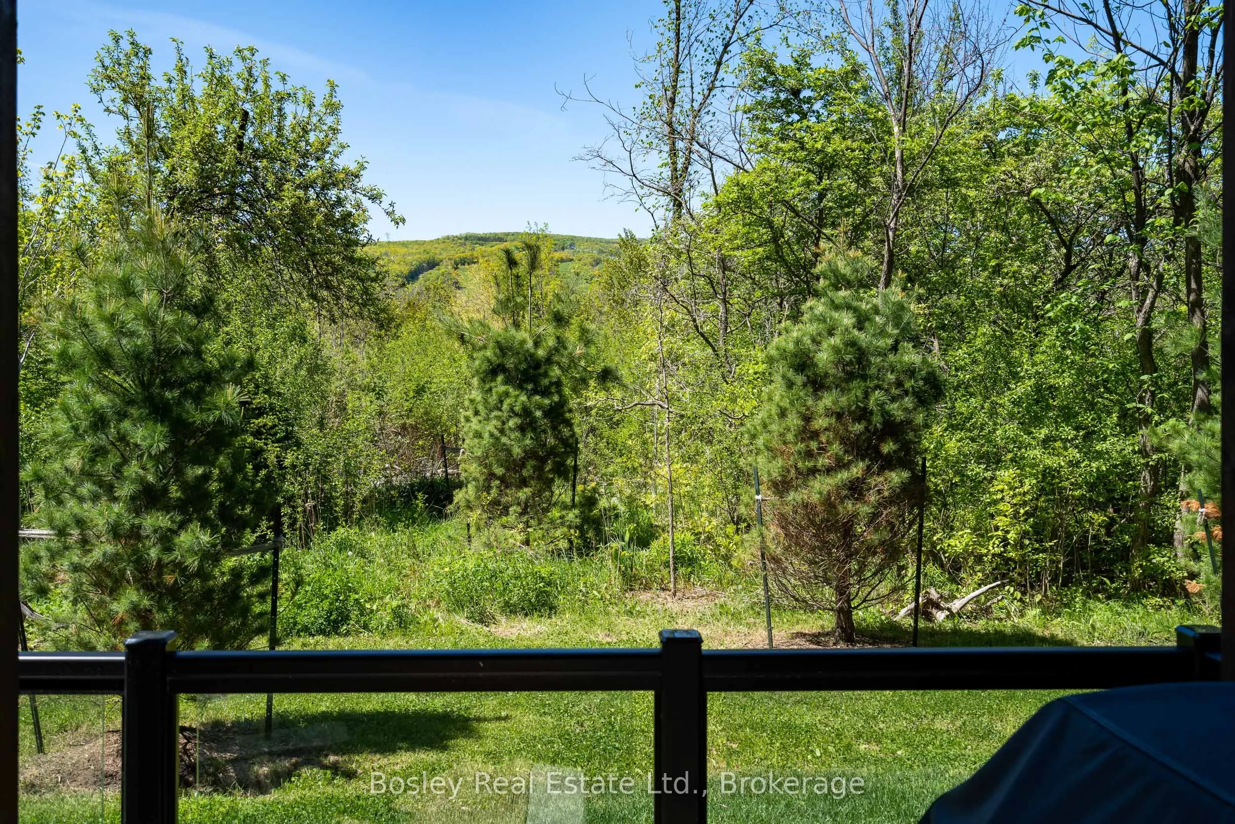 18 BECKWITH Lane, #101