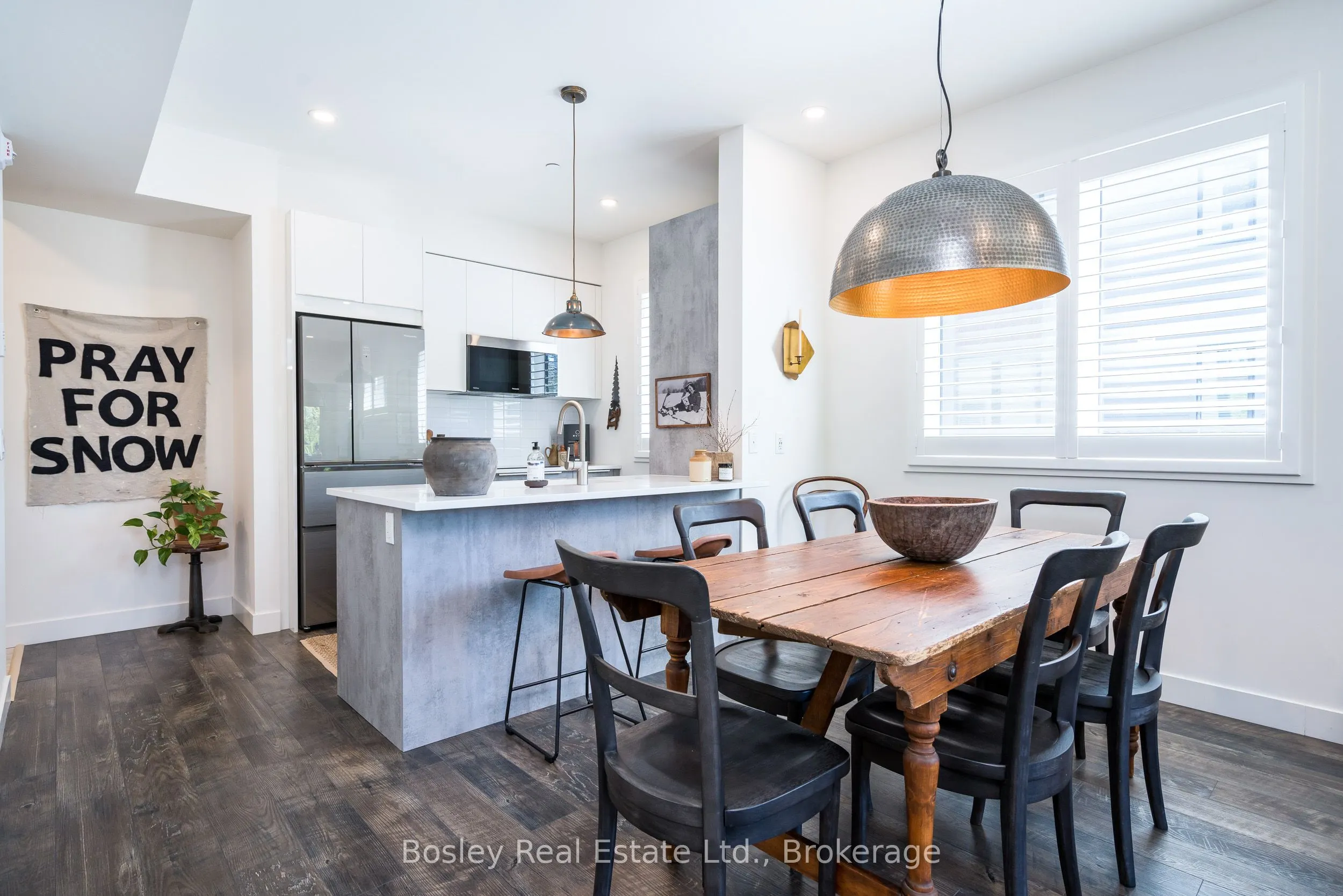 18 BECKWITH Lane, #101