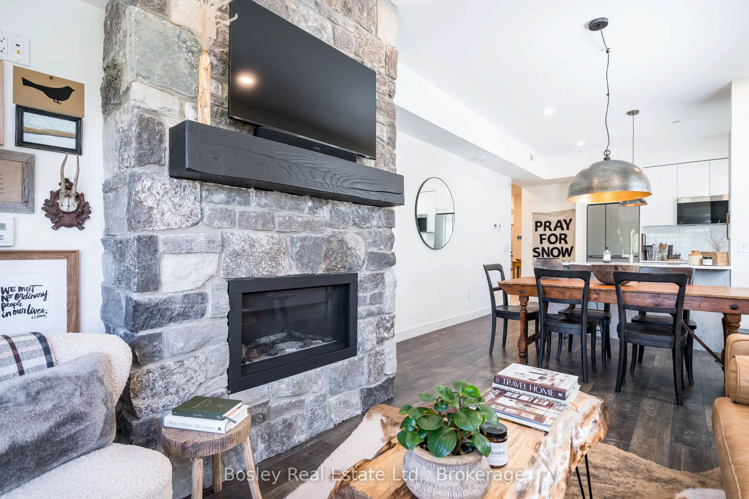 18 BECKWITH Lane, #101