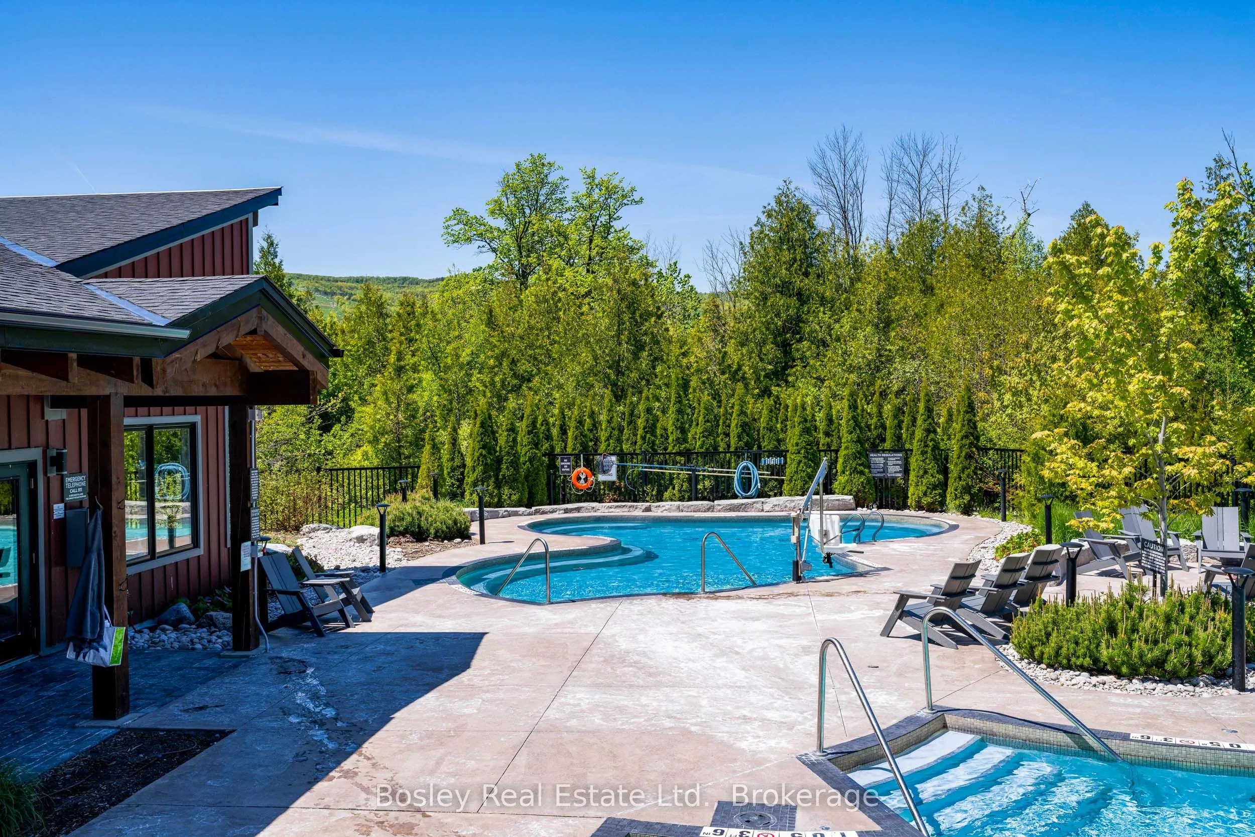 18 BECKWITH Lane, #101
