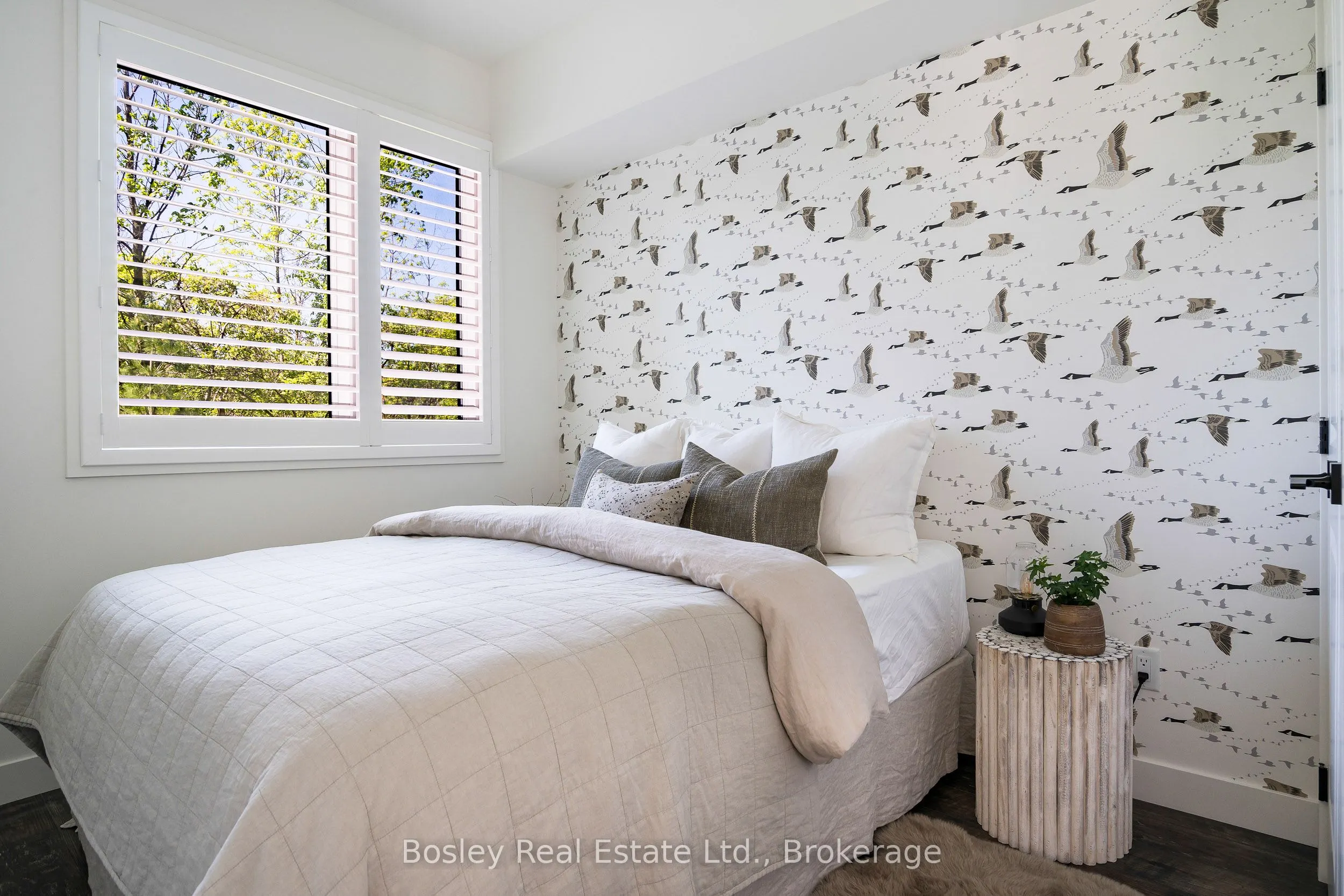 18 BECKWITH Lane, #101