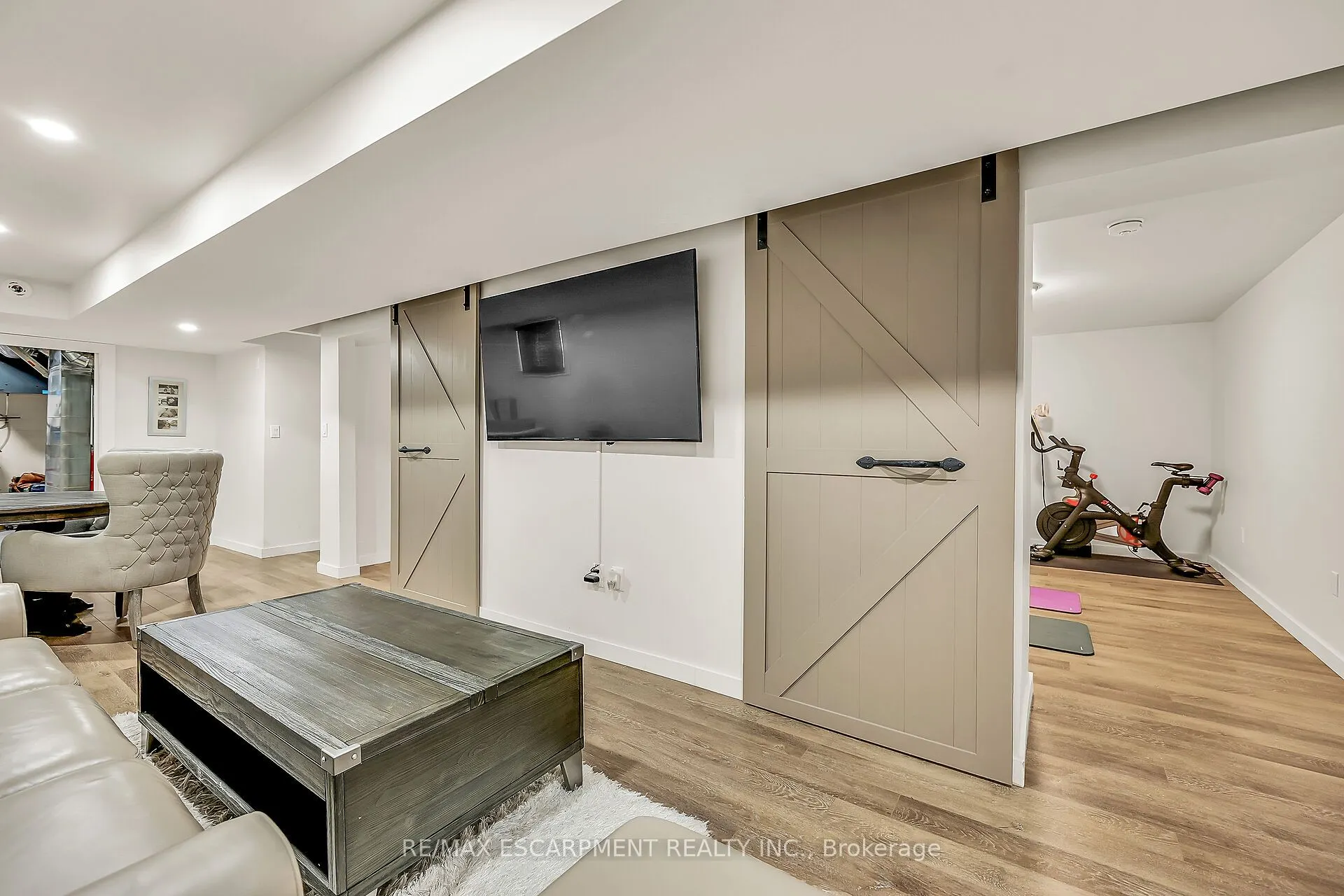 80 NEW LAKESHORE Road, #21