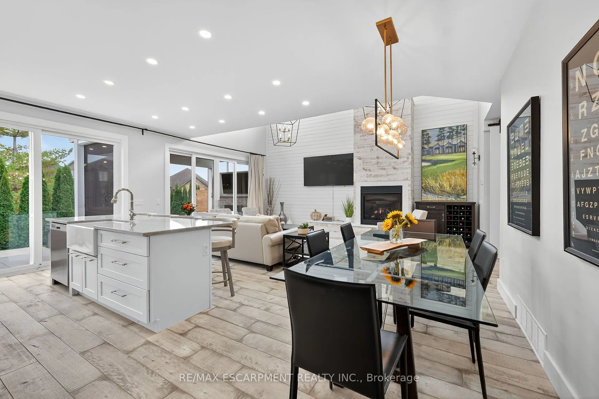 80 NEW LAKESHORE Road, #21