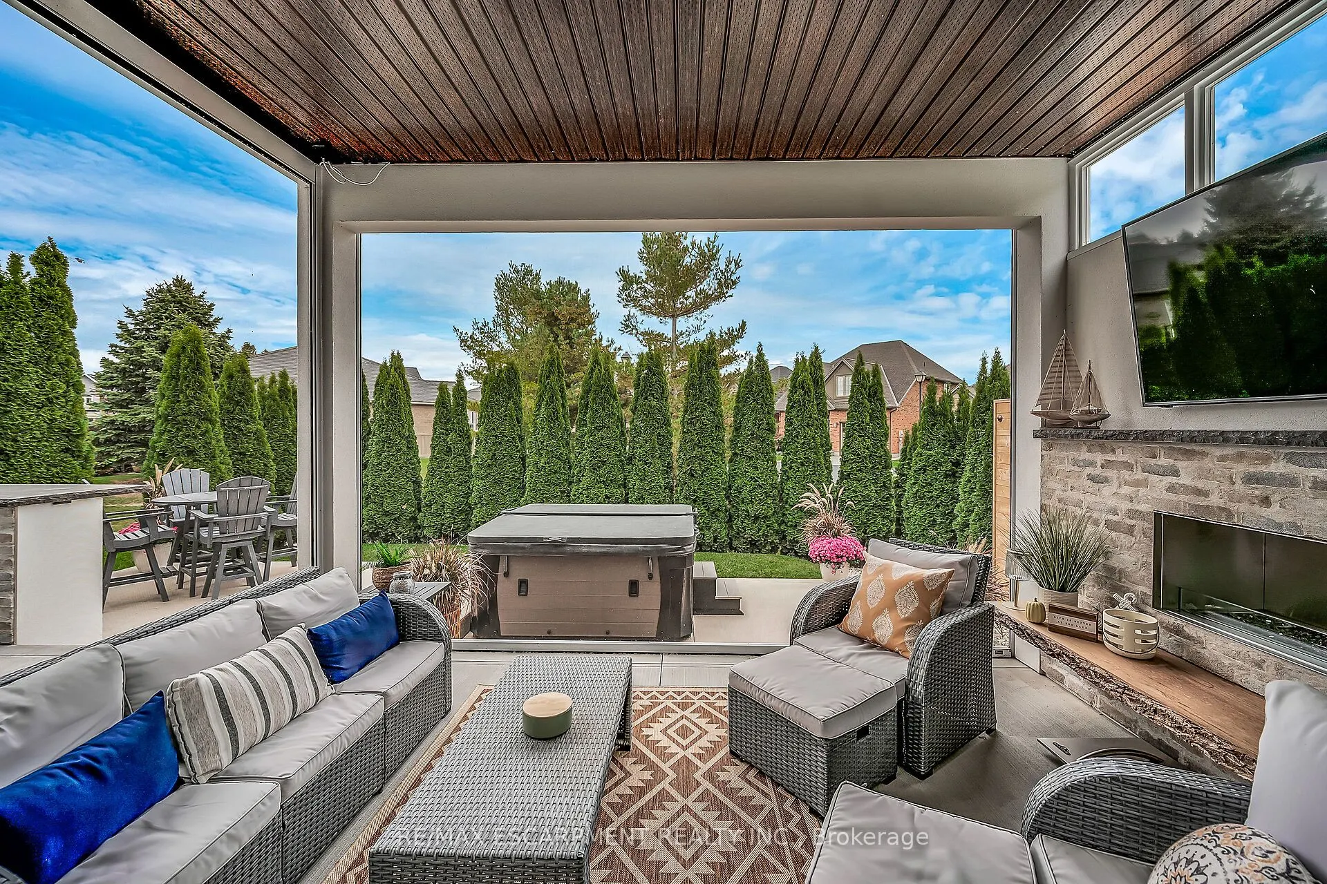 80 NEW LAKESHORE Road, #21