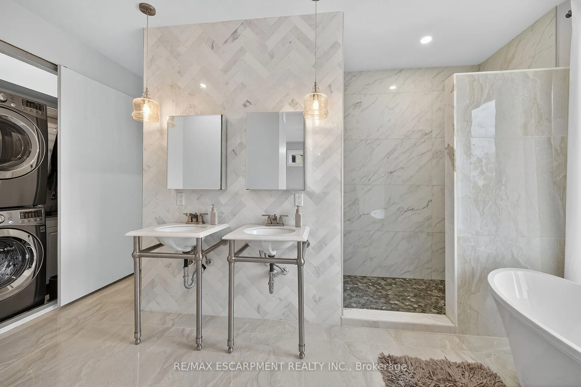 80 NEW LAKESHORE Road, #21