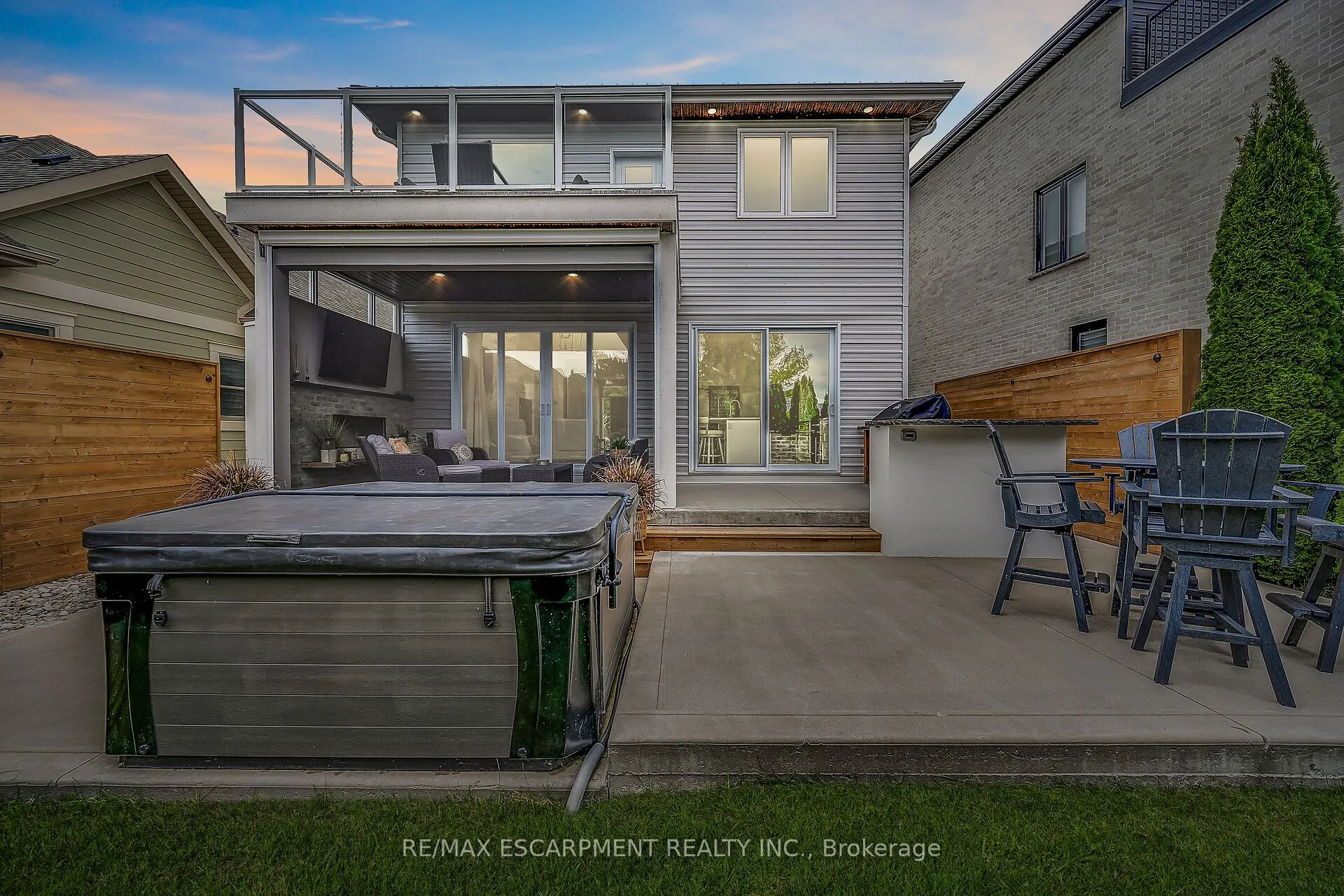 80 NEW LAKESHORE Road, #21