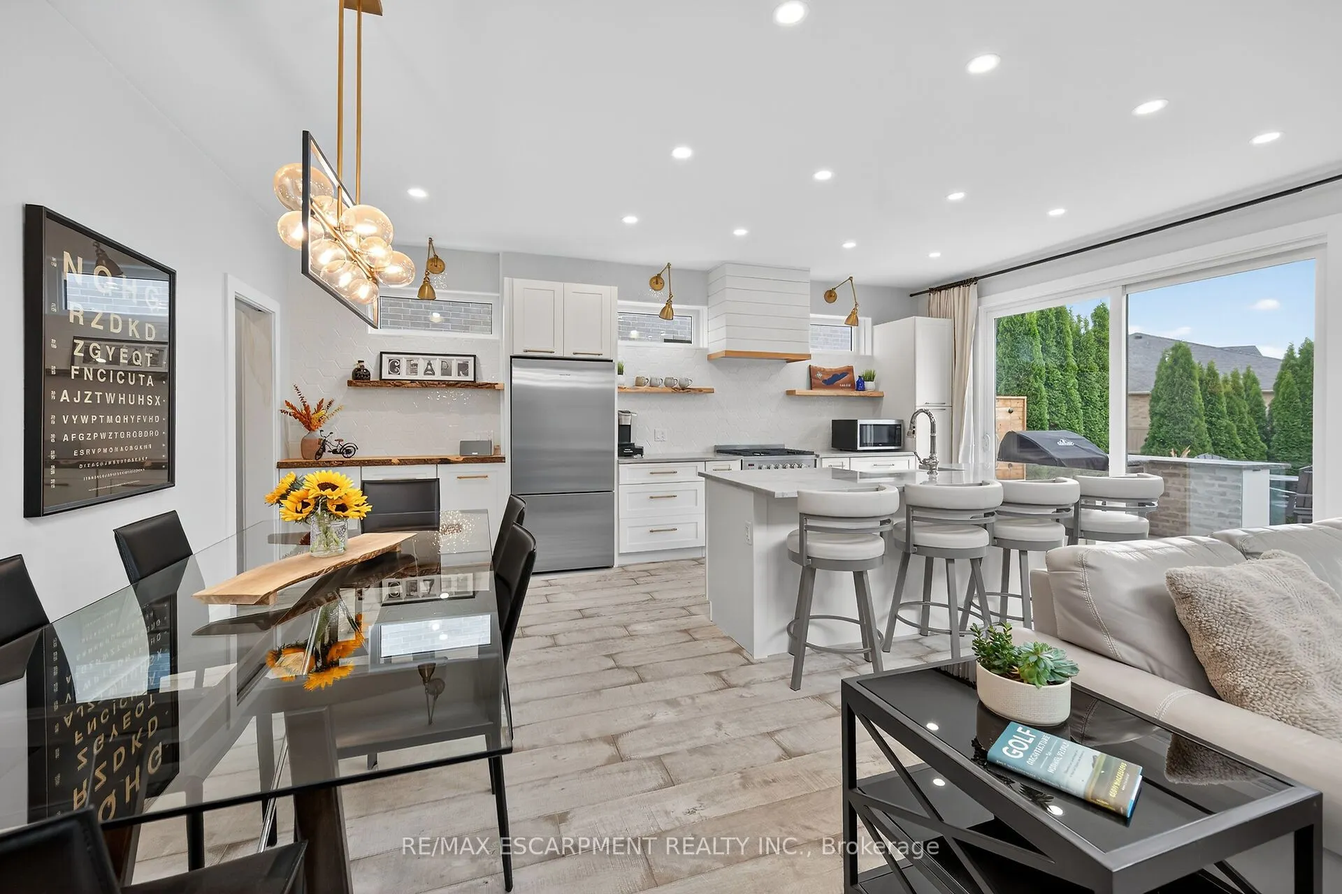 80 NEW LAKESHORE Road, #21