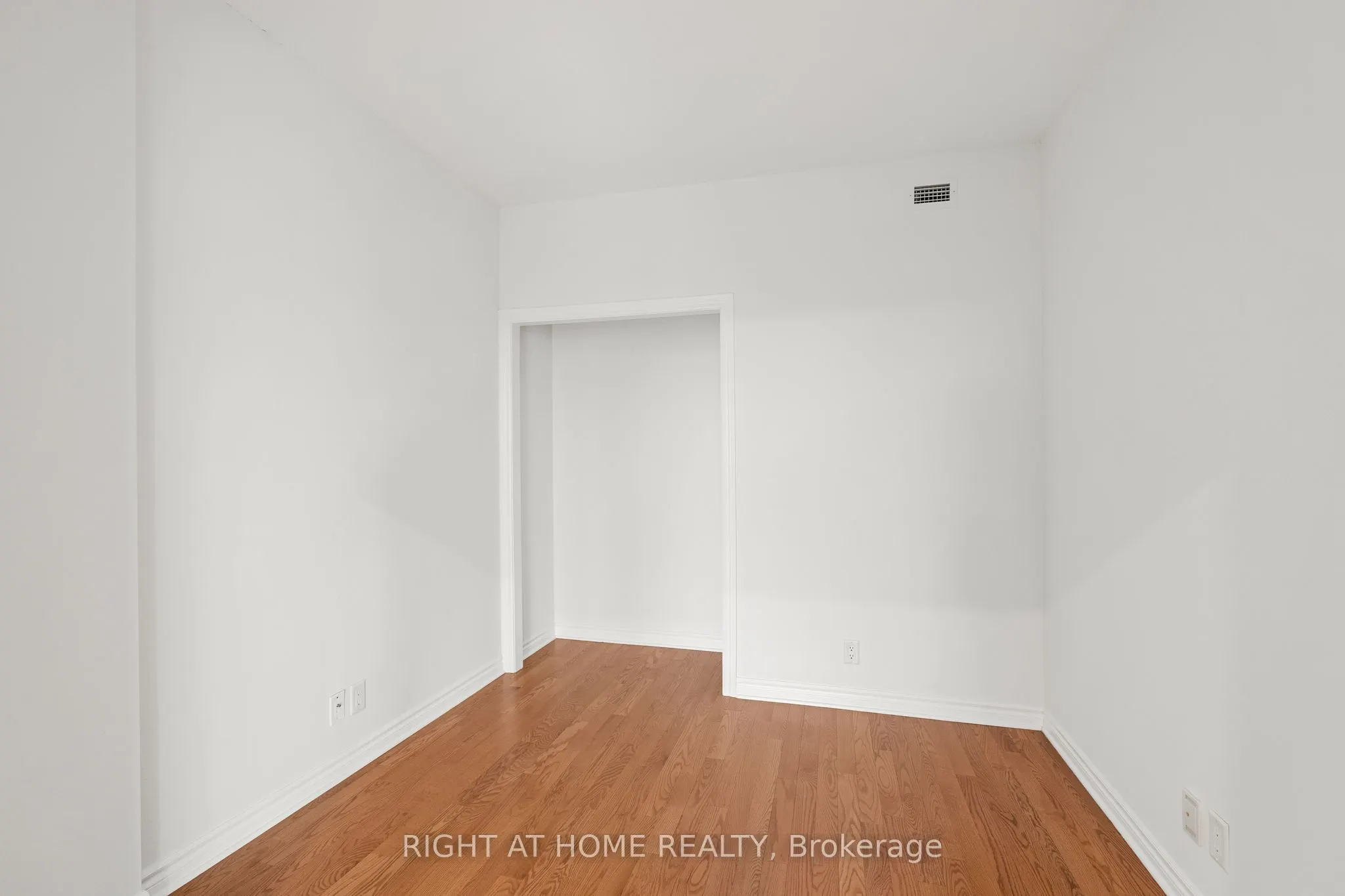 136 Darlington Private SE, #703