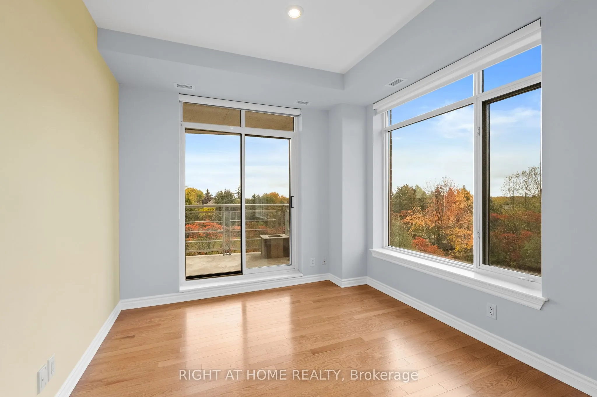 136 Darlington Private SE, #703