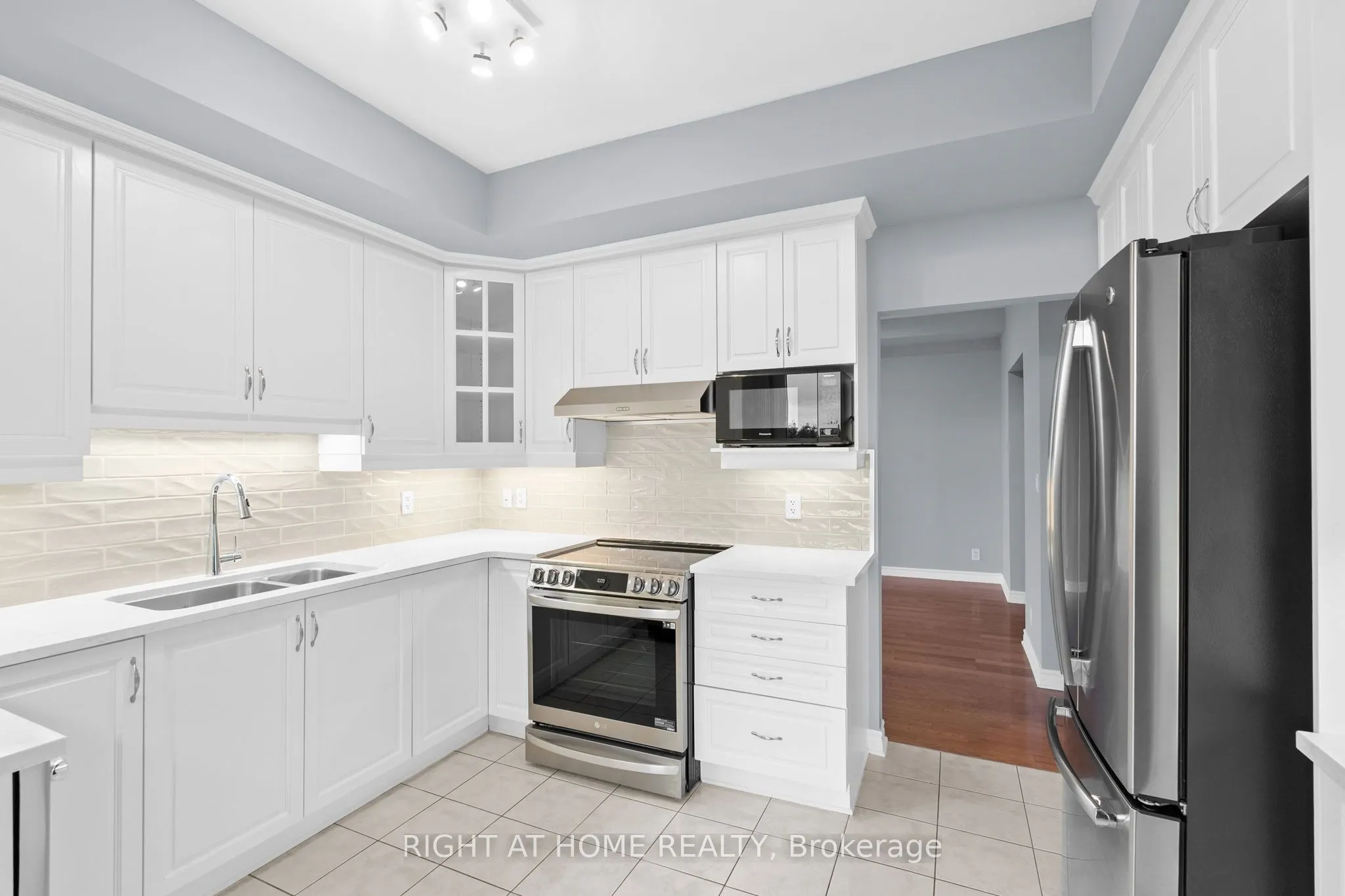 136 Darlington Private SE, #703