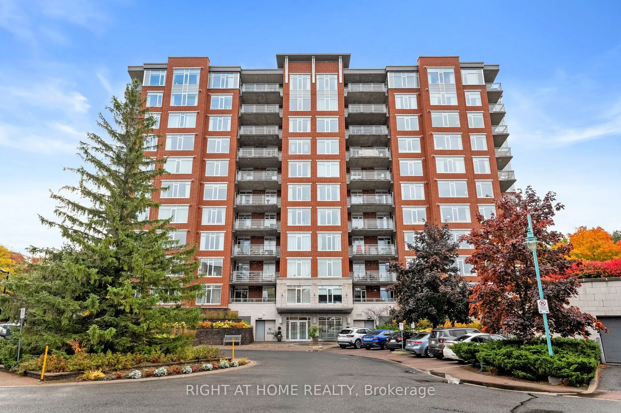 136 Darlington Private SE, #703