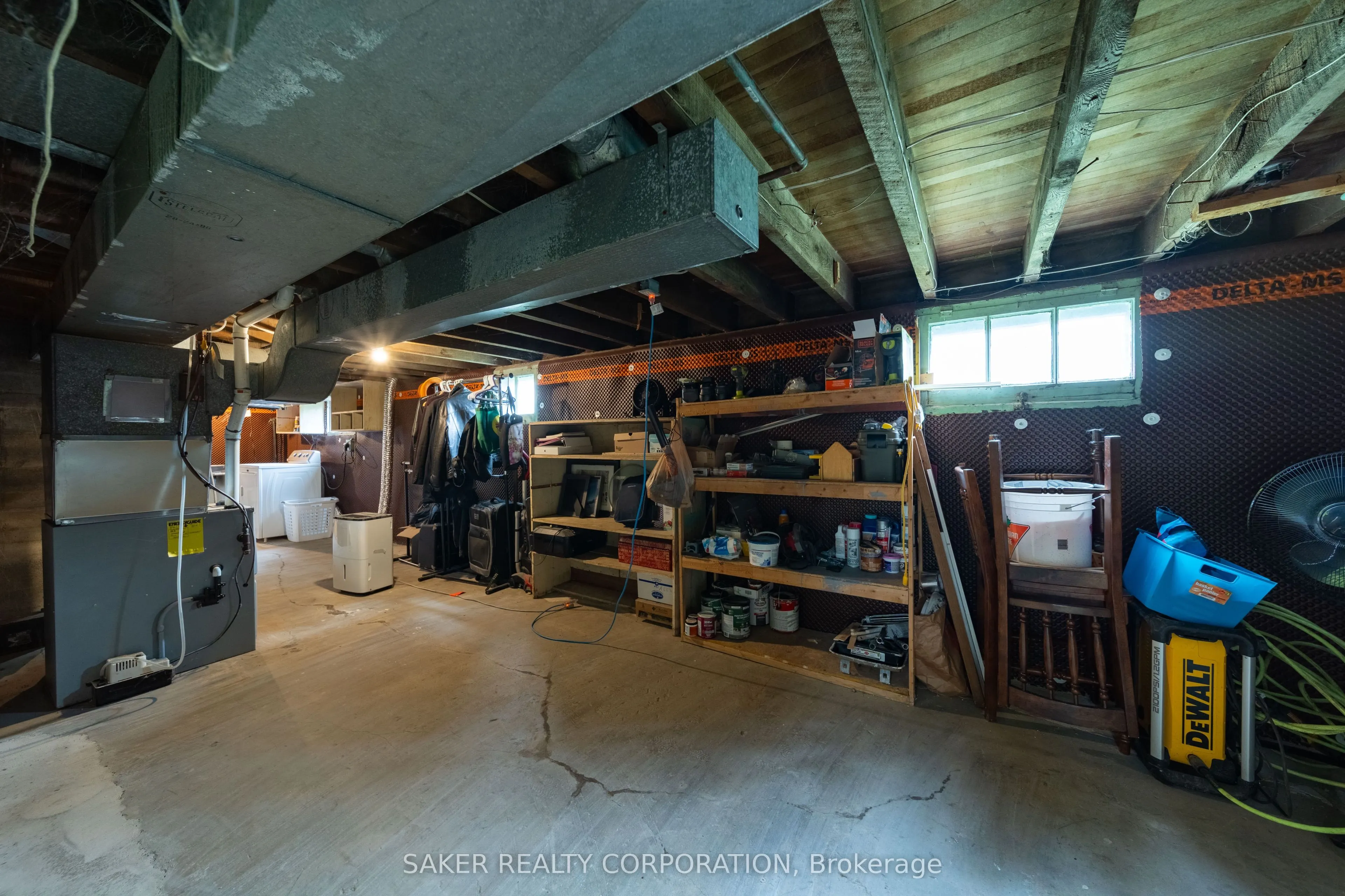 95 Adelaide Street S