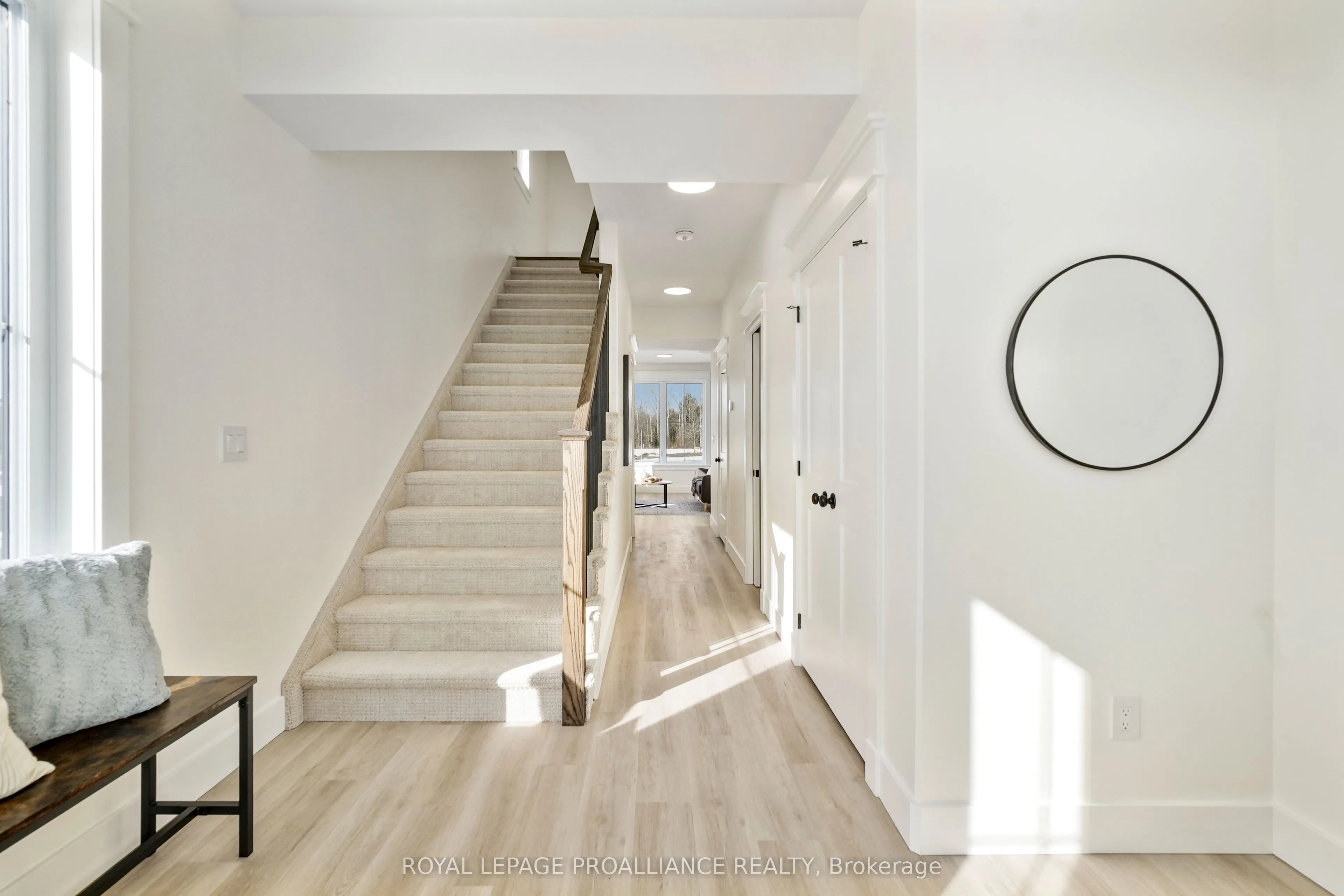 1 Hollingsworth Street