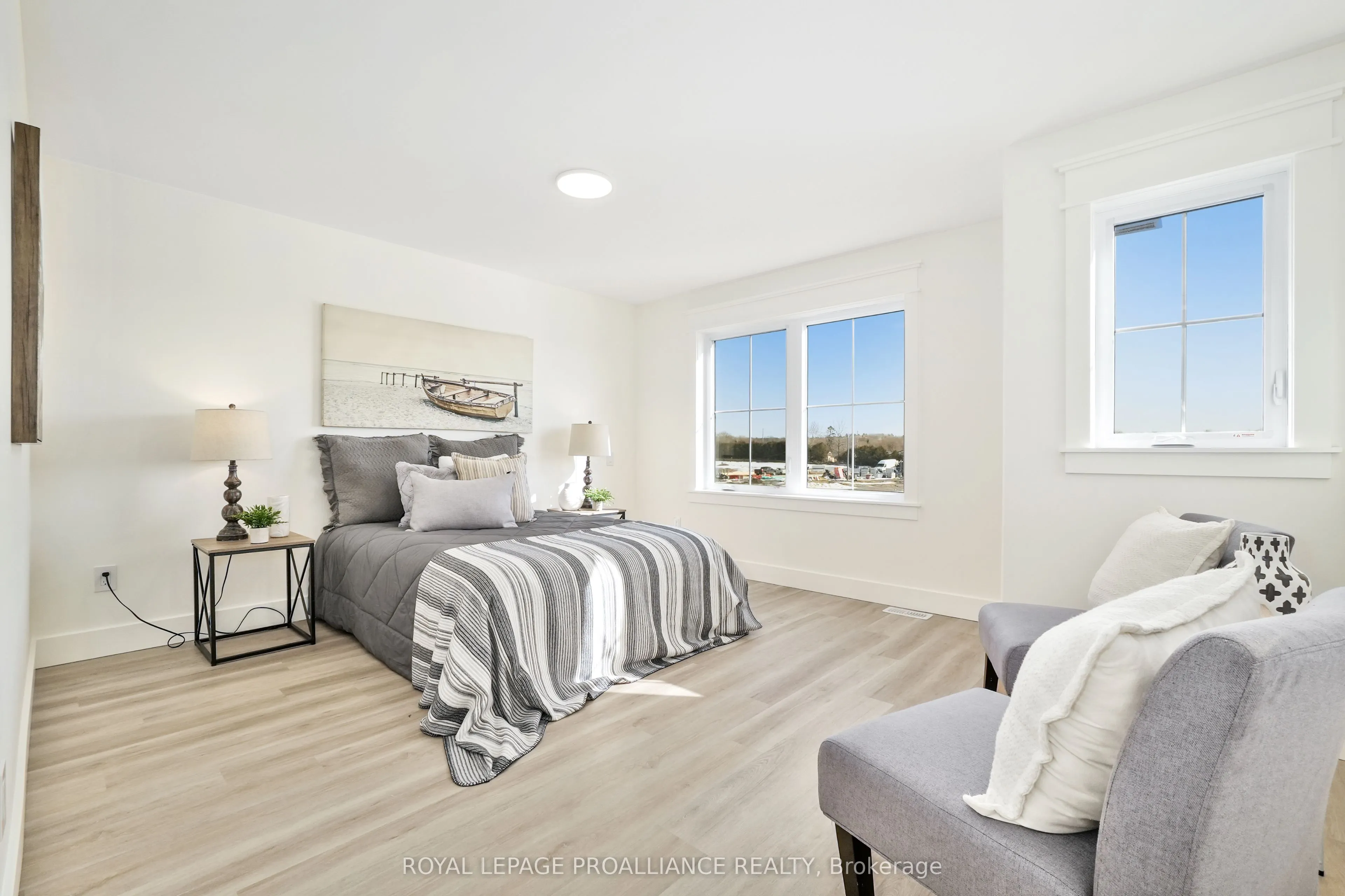 1 Hollingsworth Street