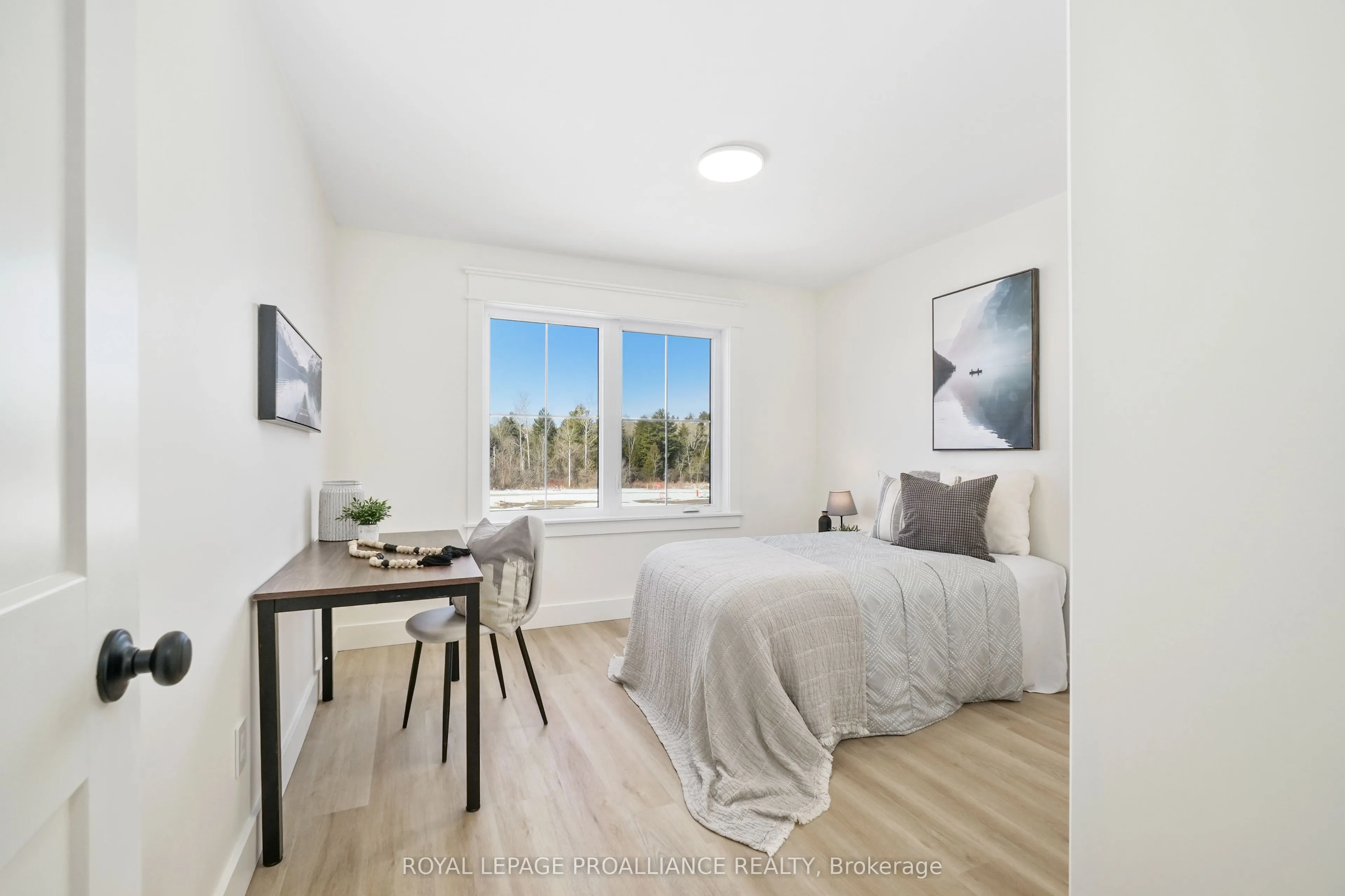 1 Hollingsworth Street