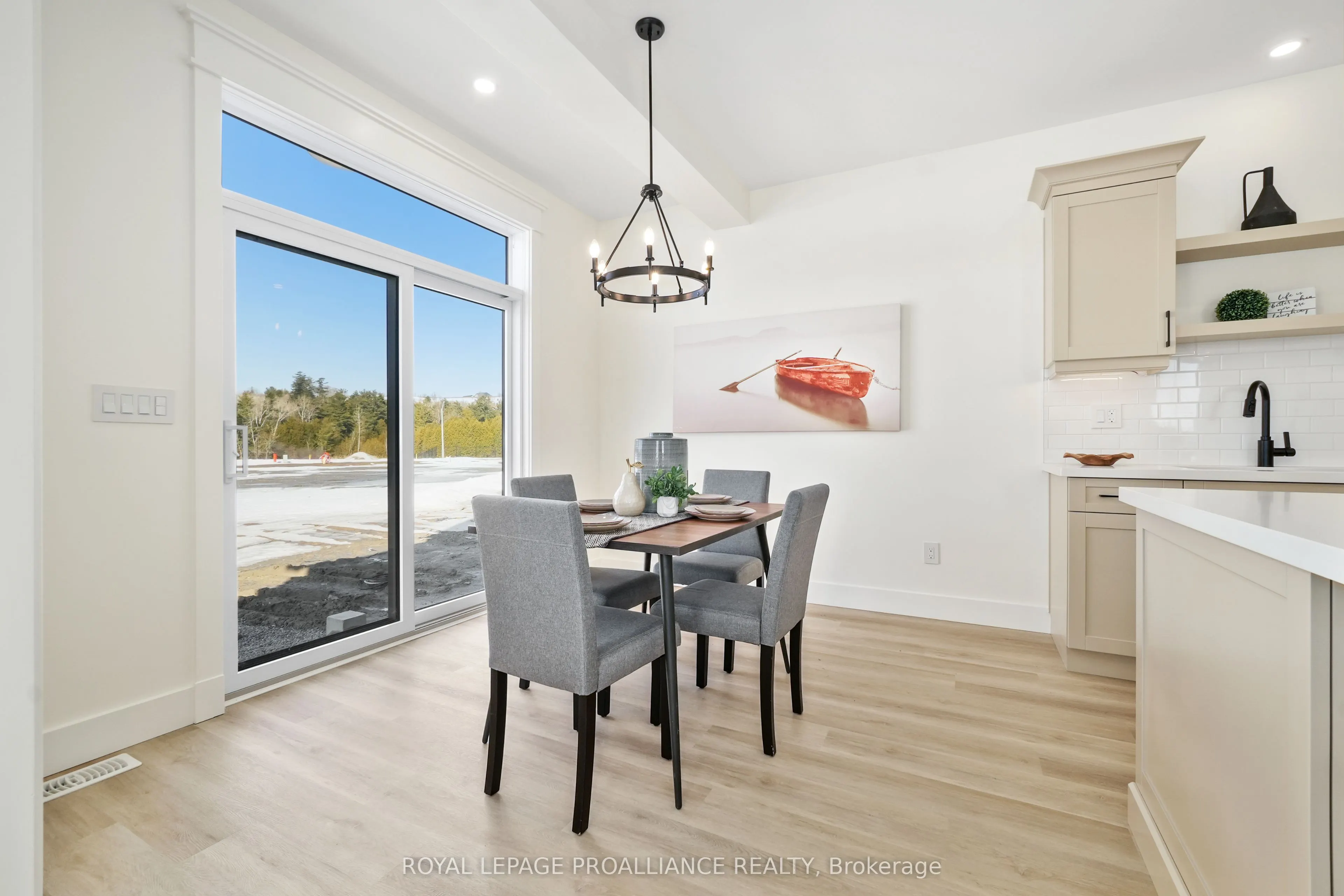 1 Hollingsworth Street