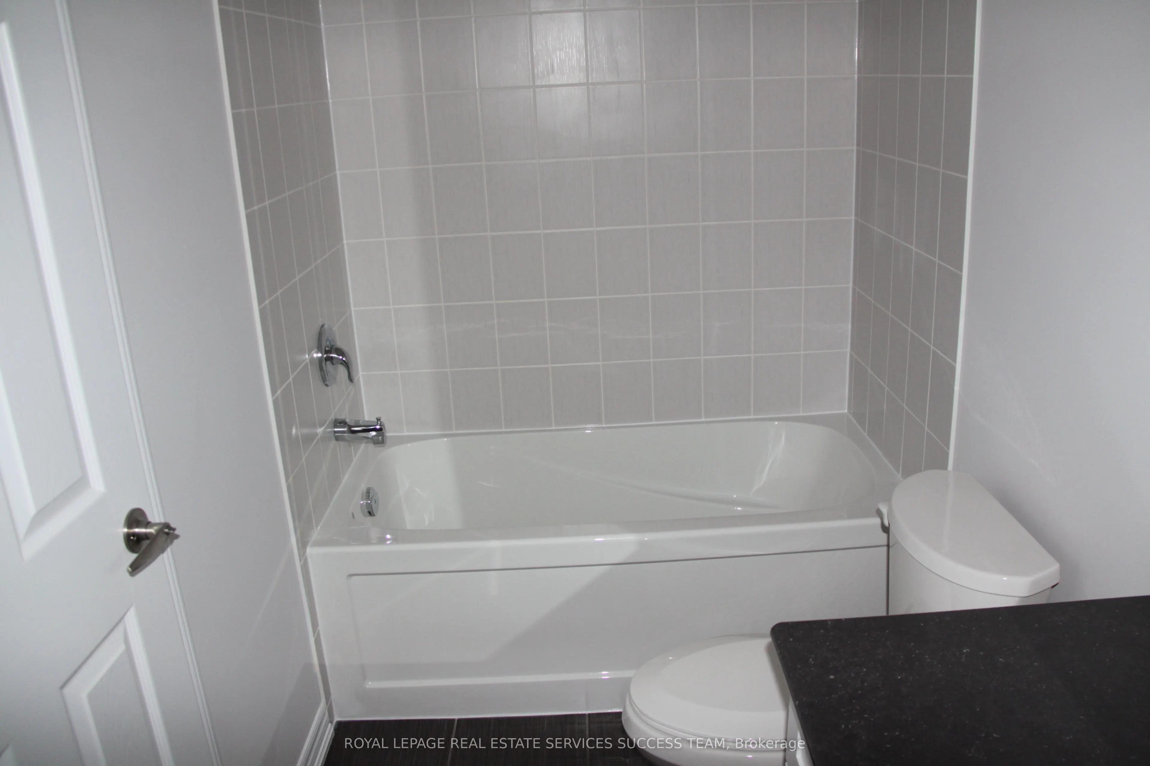 158 West Oak Trail N