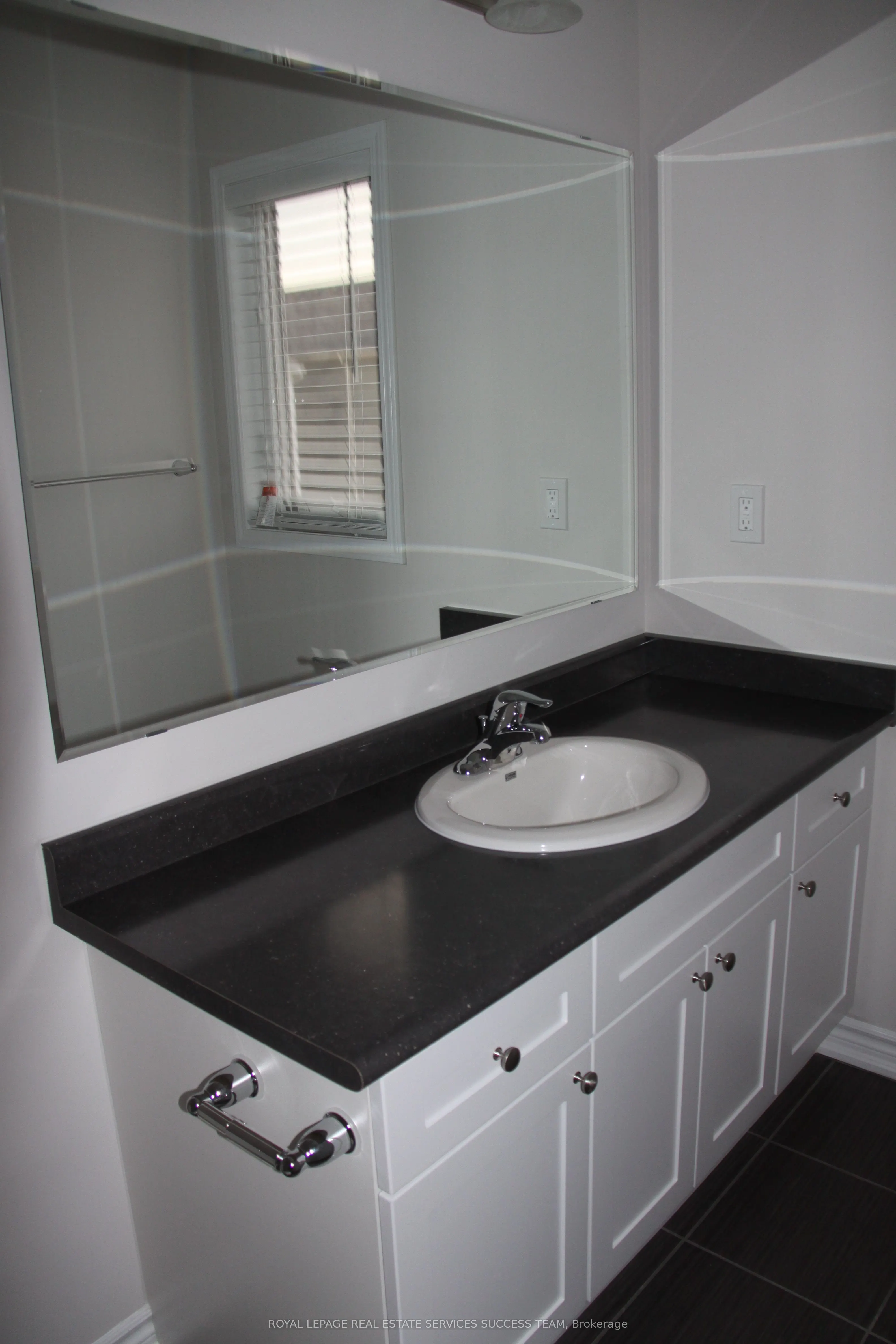 158 West Oak Trail N