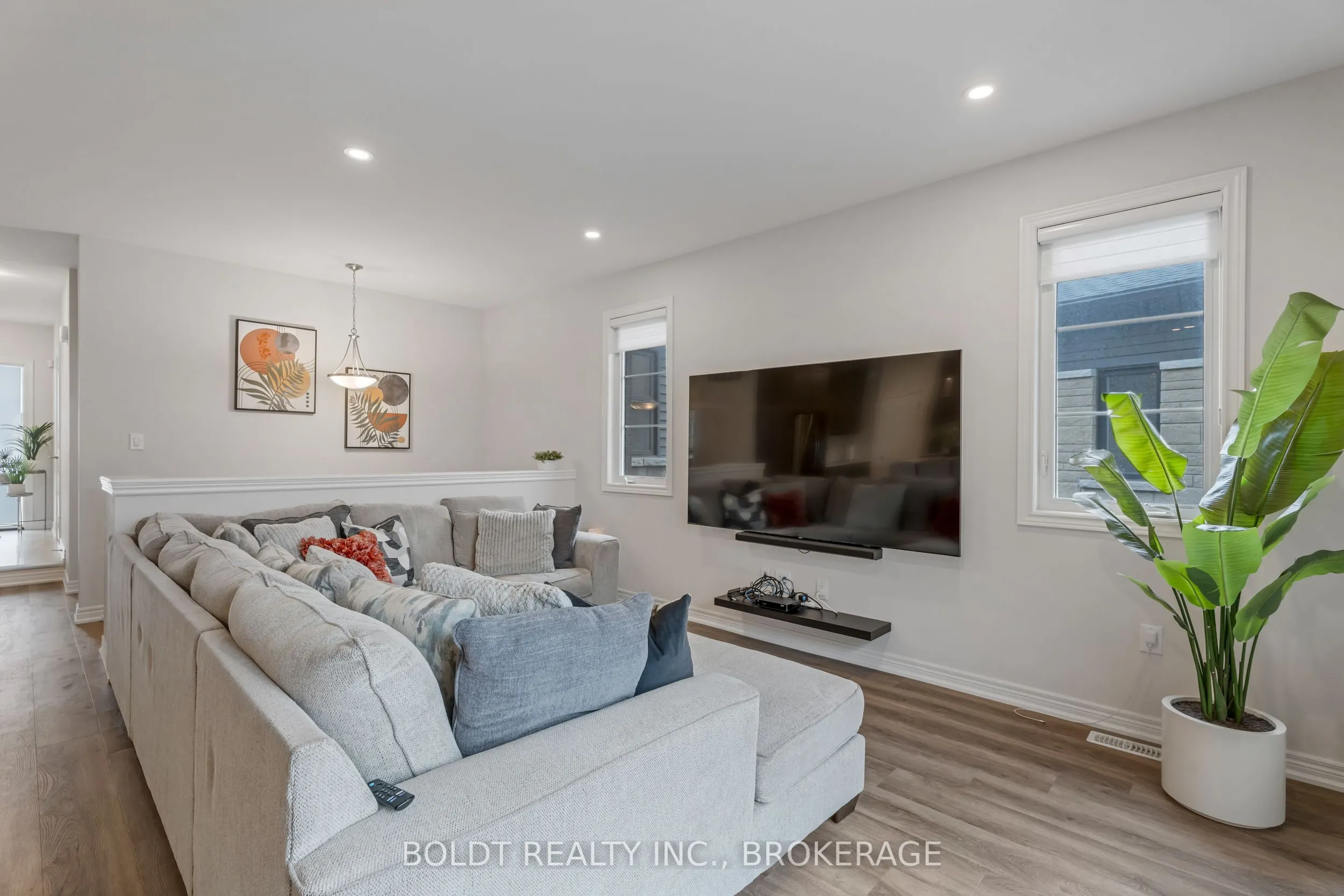 80 Summersides Boulevard