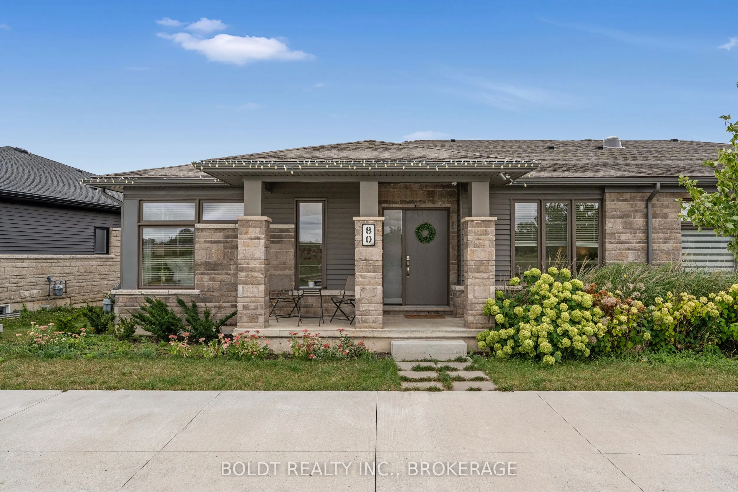 80 Summersides Boulevard