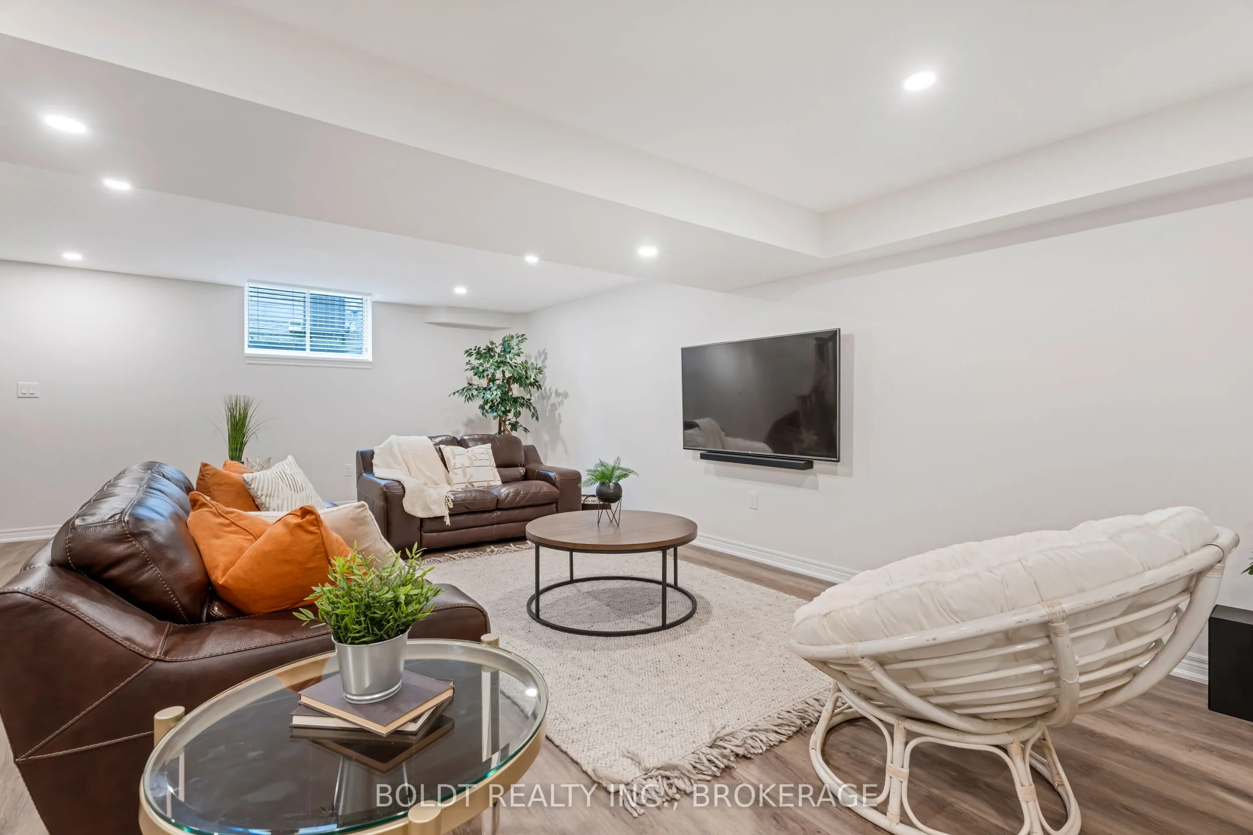 80 Summersides Boulevard