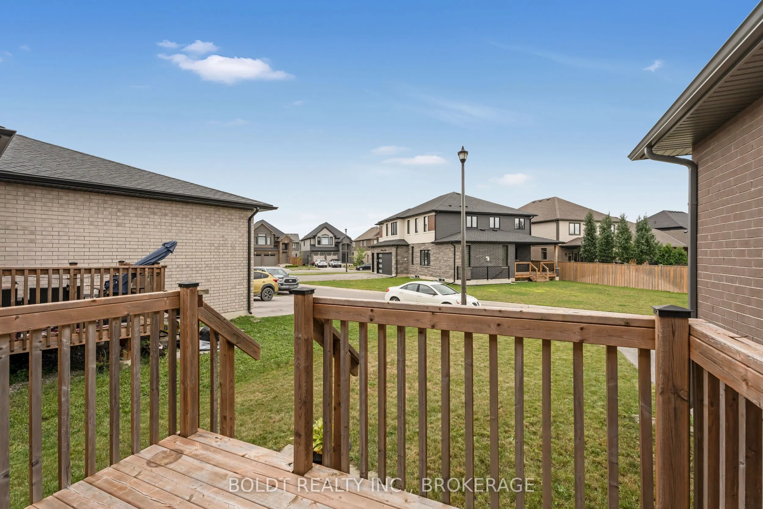 80 Summersides Boulevard