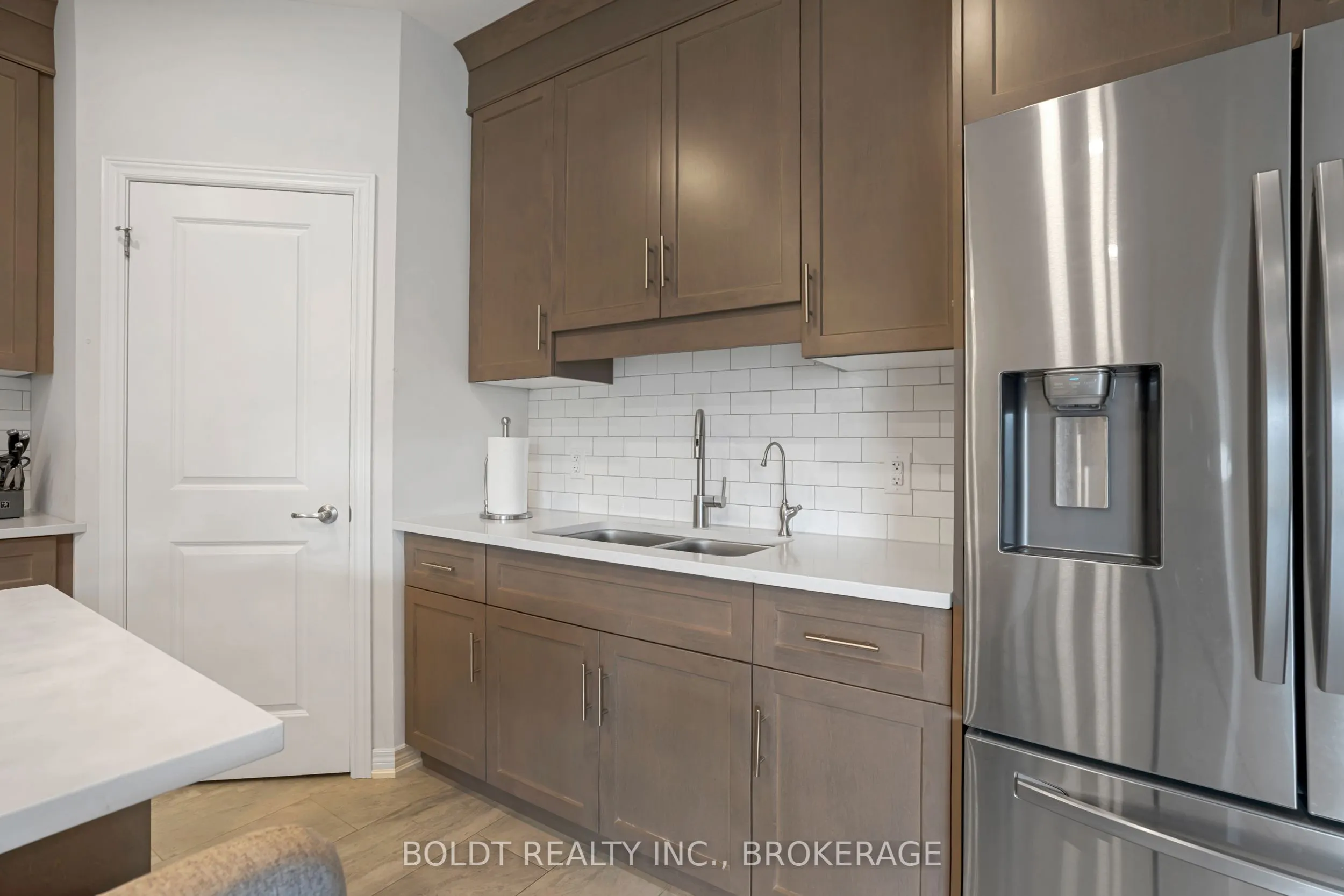 80 Summersides Boulevard