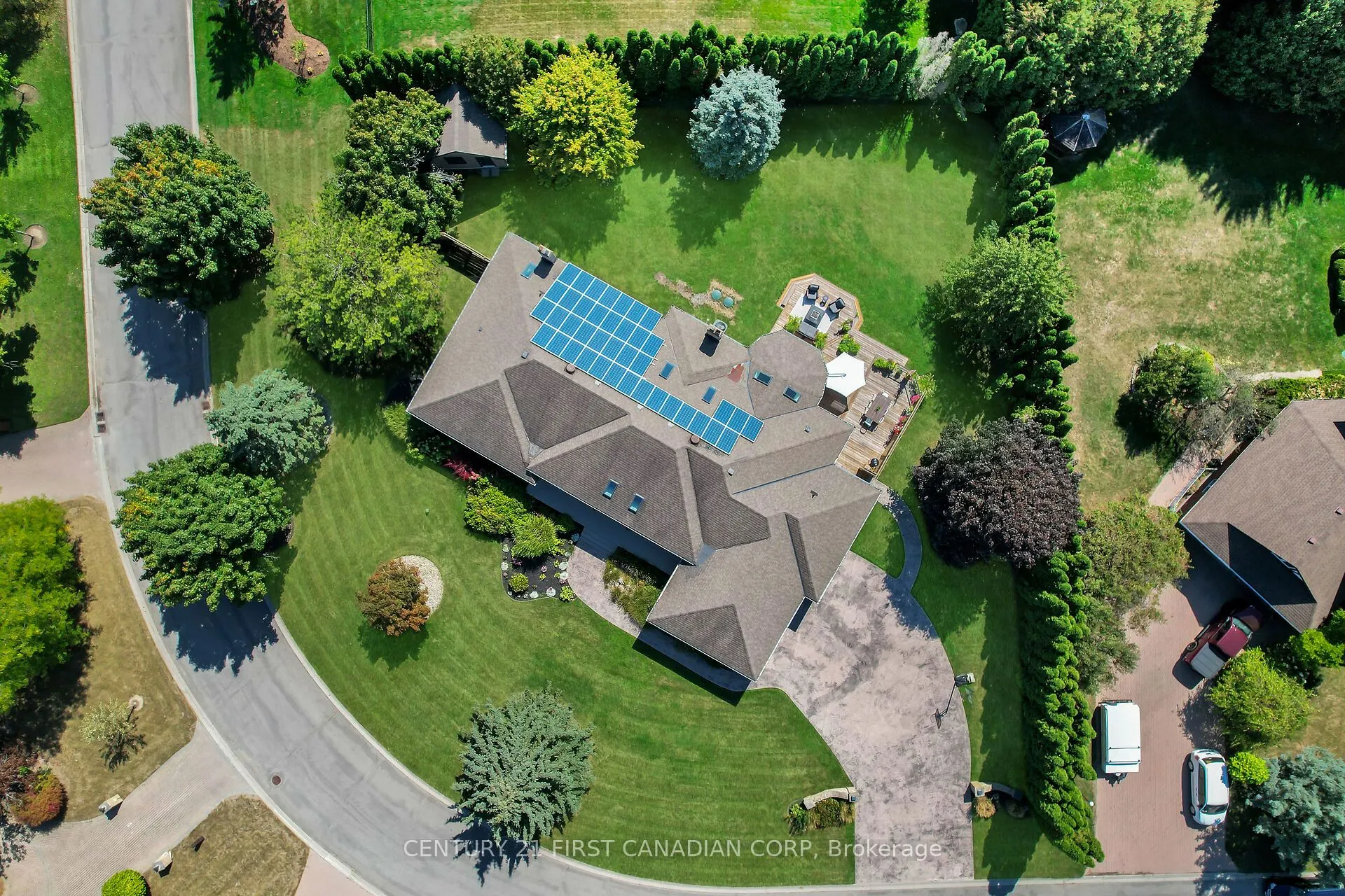 768 Franklinway Crescent