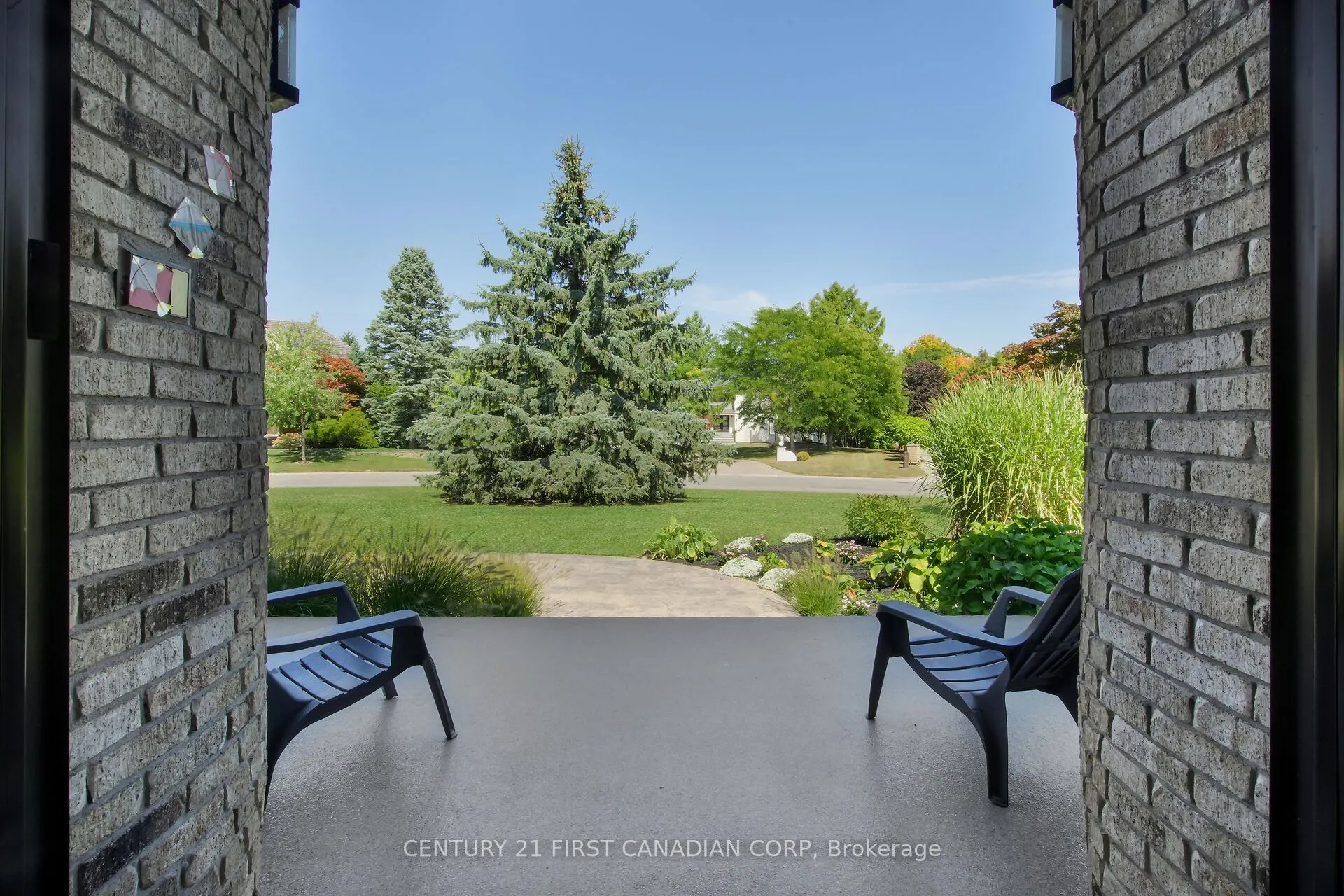 768 Franklinway Crescent