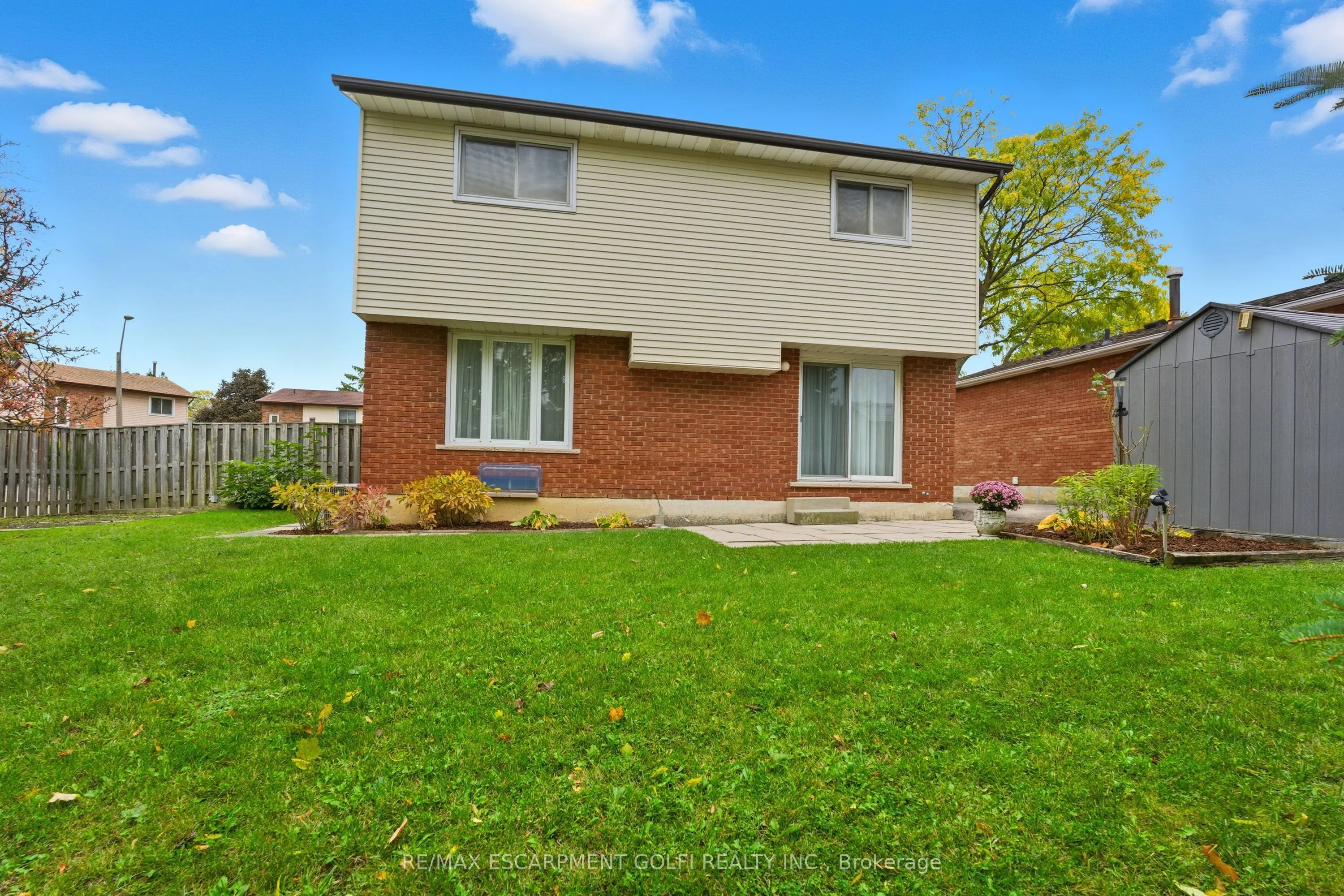 28 Bacall Crescent