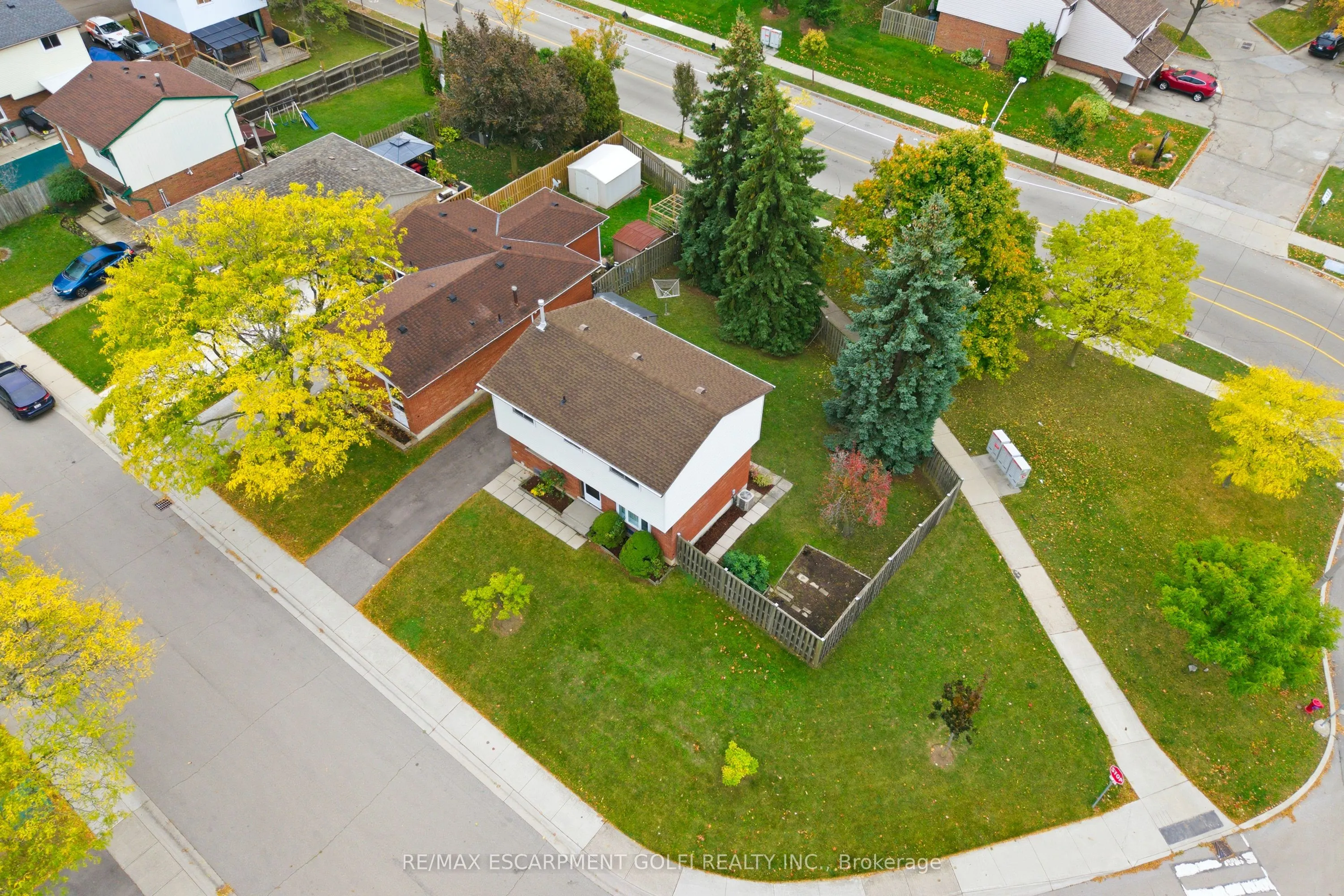 28 Bacall Crescent