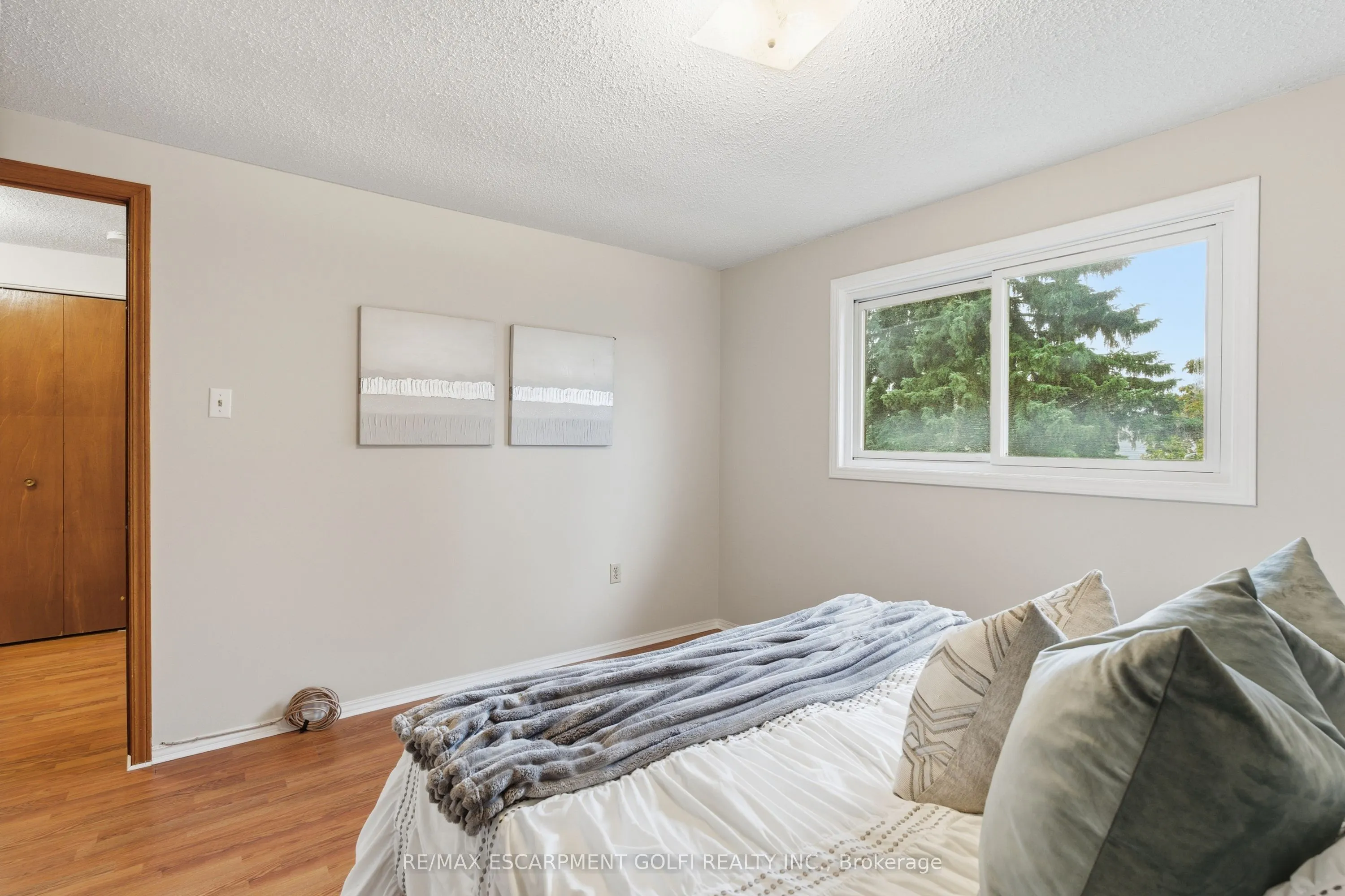 28 Bacall Crescent