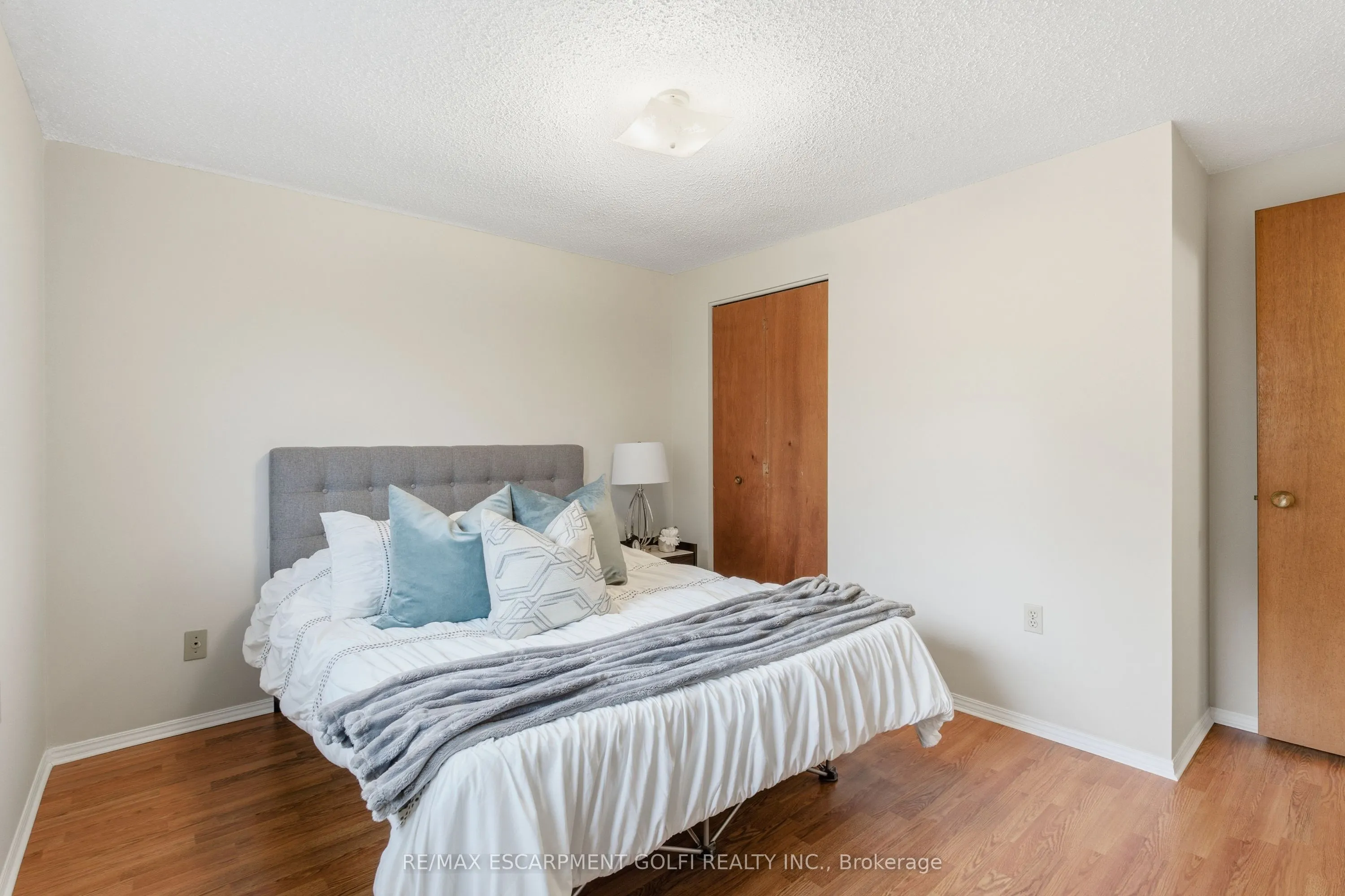 28 Bacall Crescent