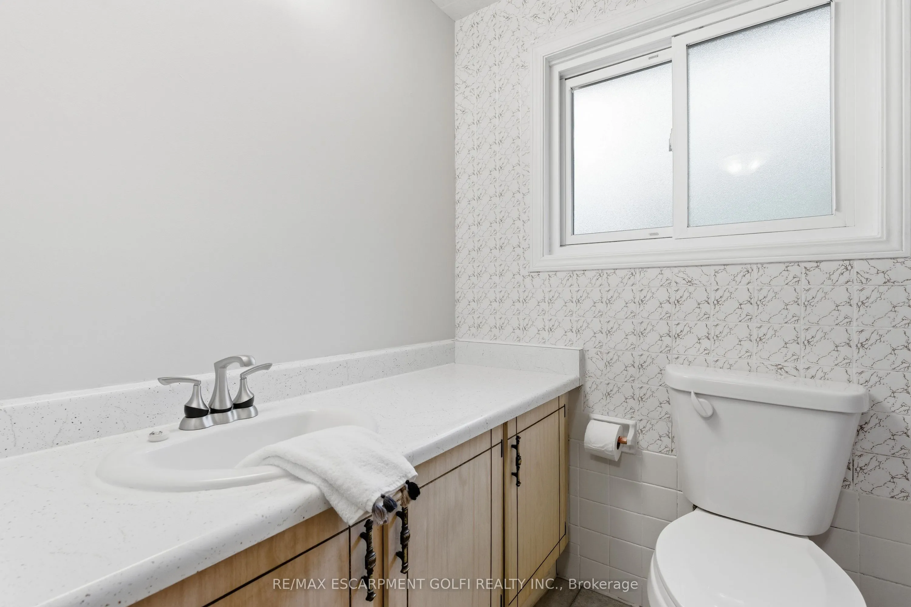 28 Bacall Crescent