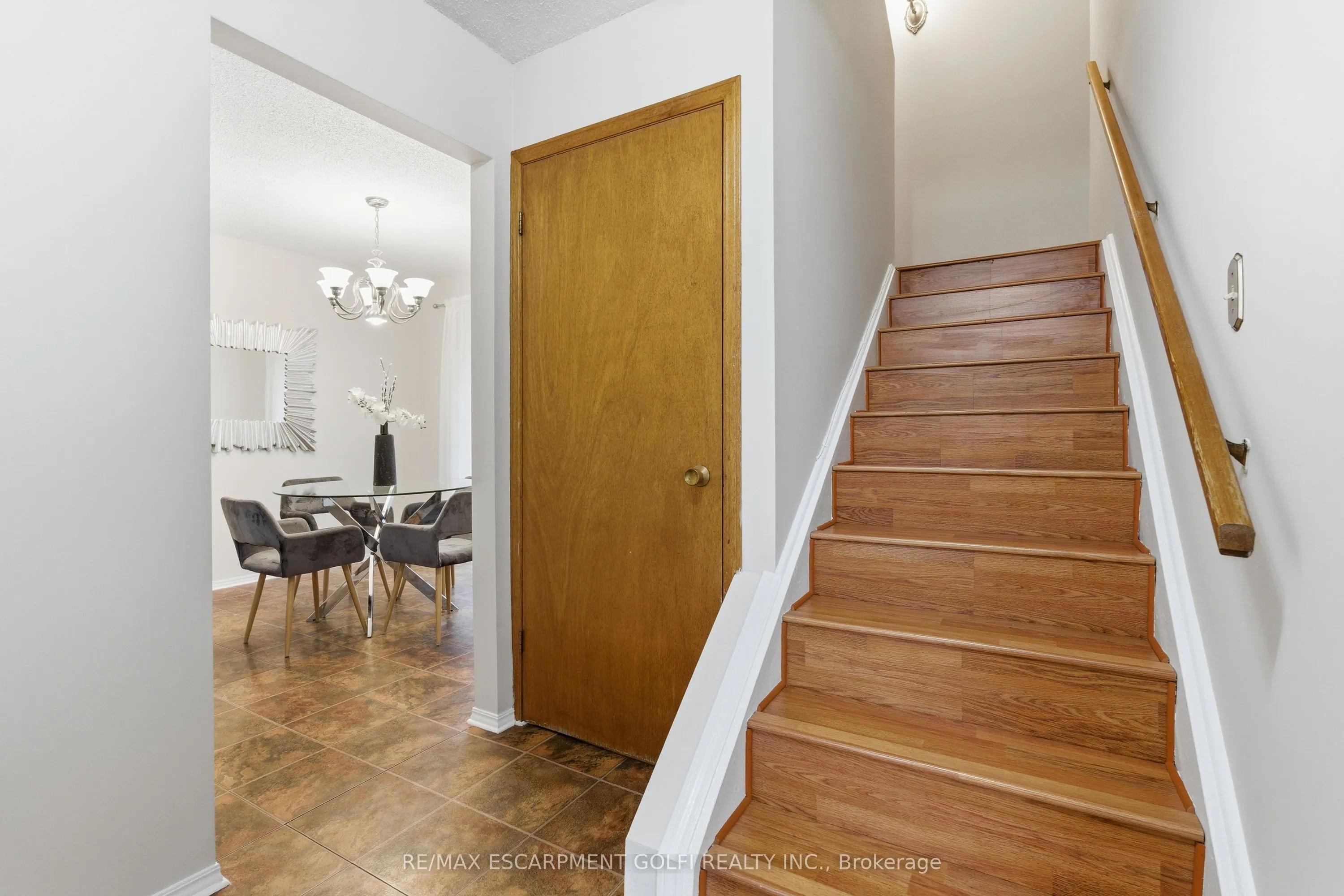 28 Bacall Crescent