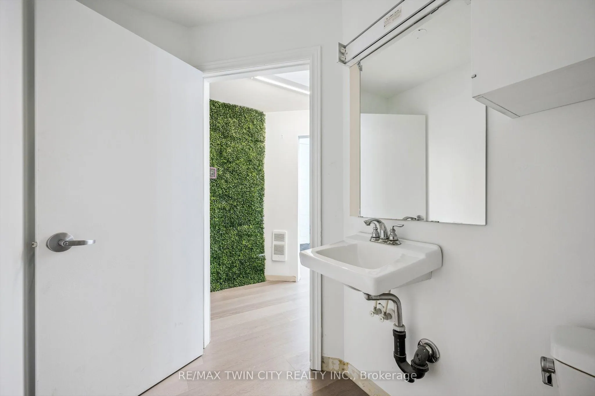 90 Rankin Street, #20