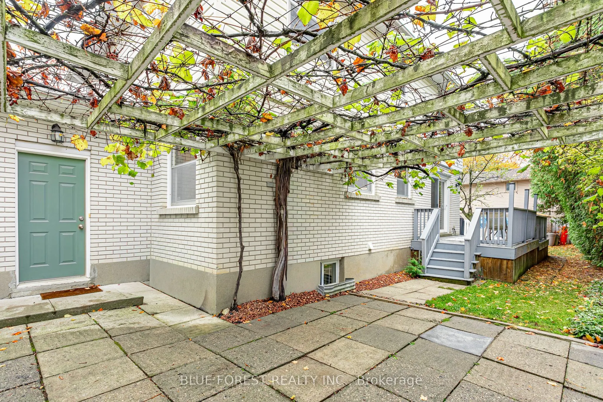 836 Westbury Crescent