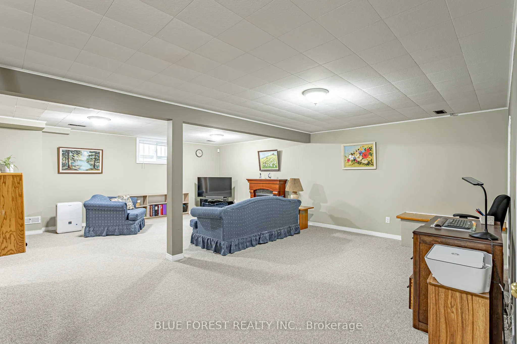 836 Westbury Crescent