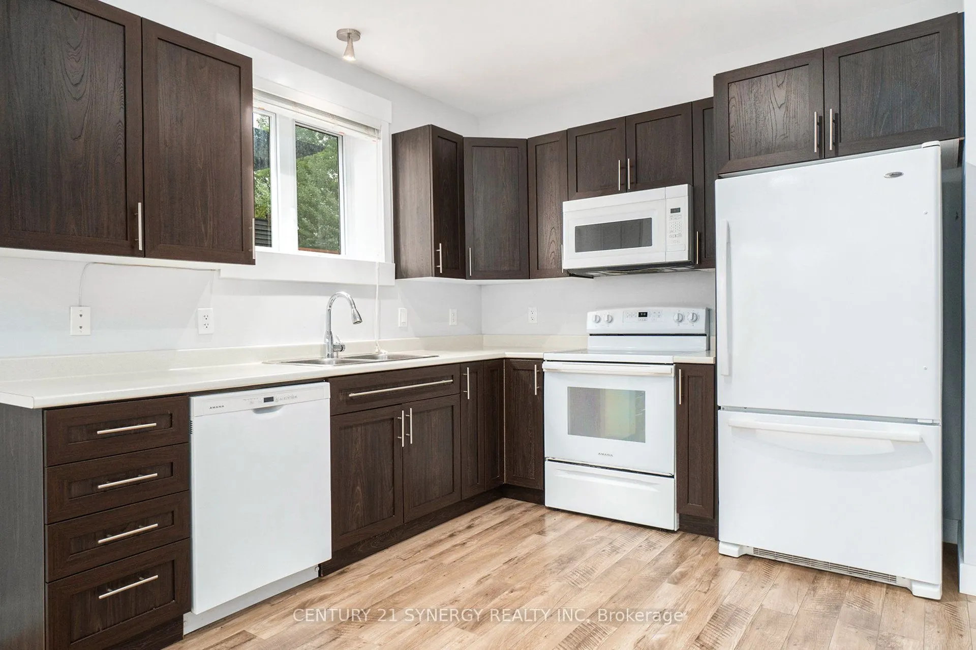 100 Laurier Street, #2