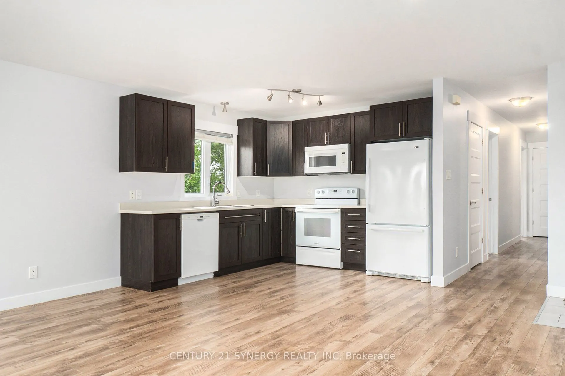 100 Laurier Street, #2