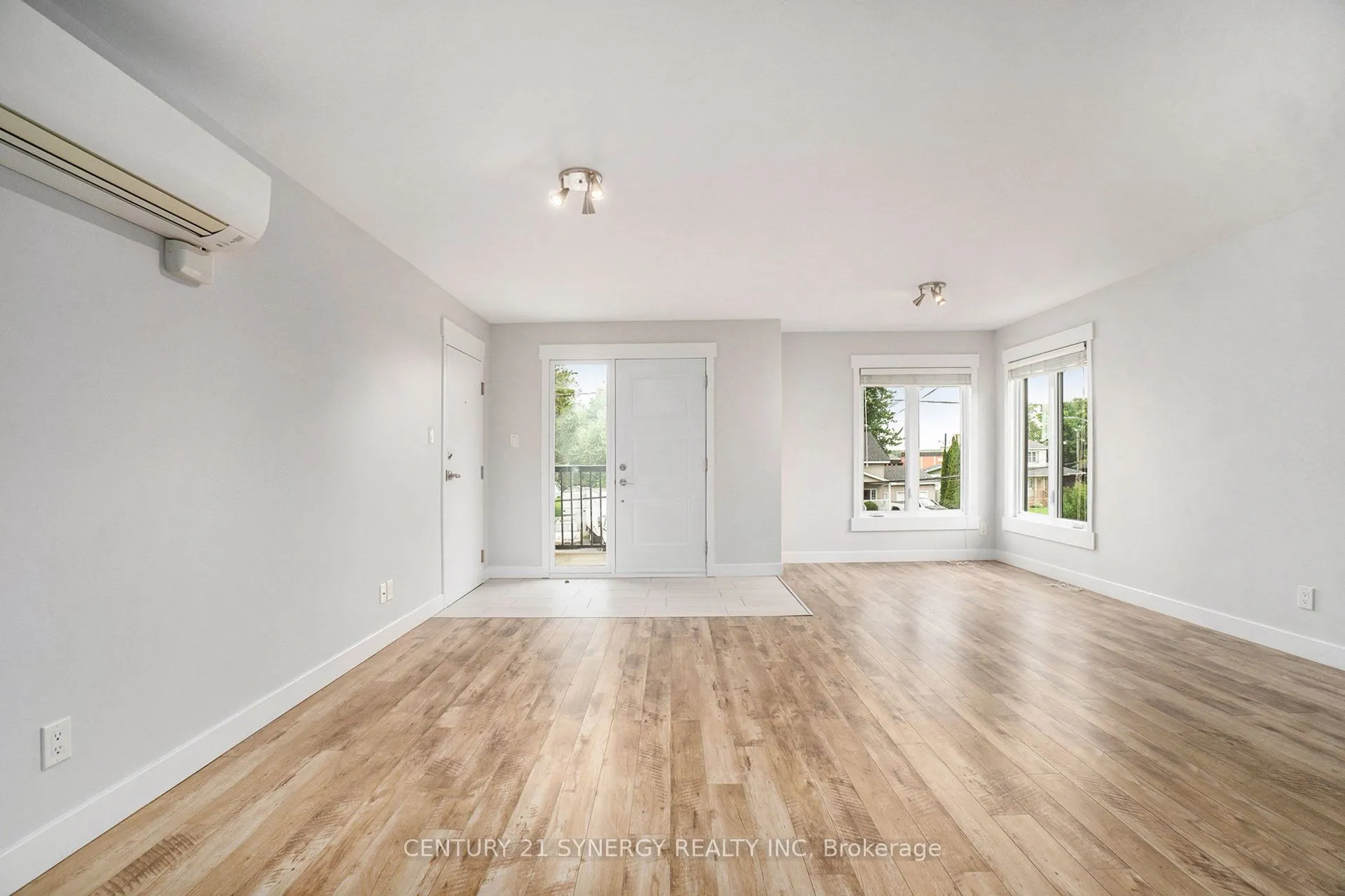 100 Laurier Street, #2
