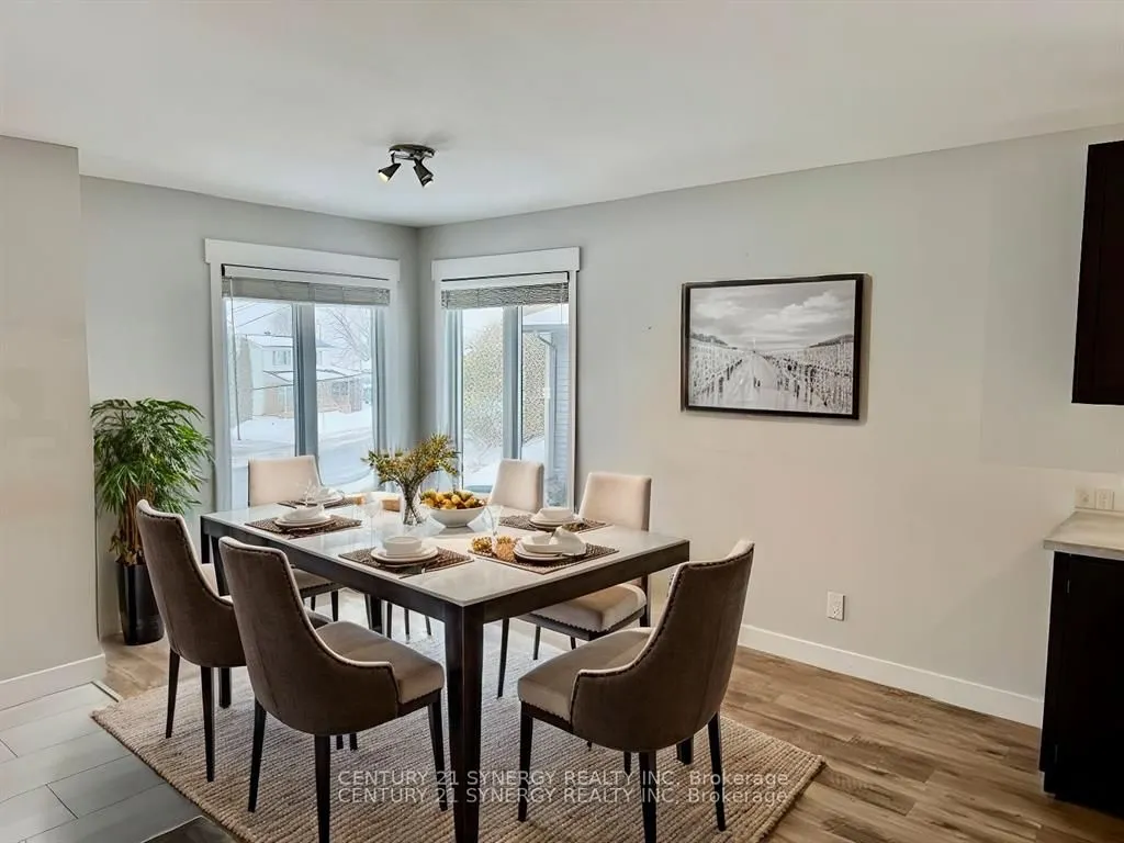 100 Laurier Street, #2